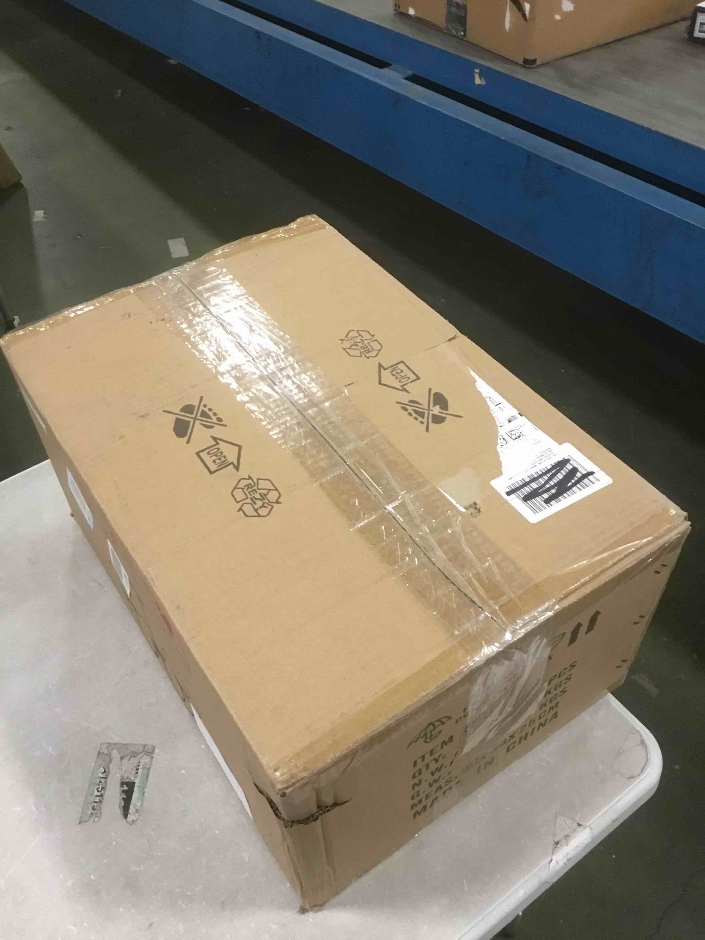 https://s3.amazonaws.com/lotting-images-prod/bidfta/PNK2124256_1740576755995.jpeg