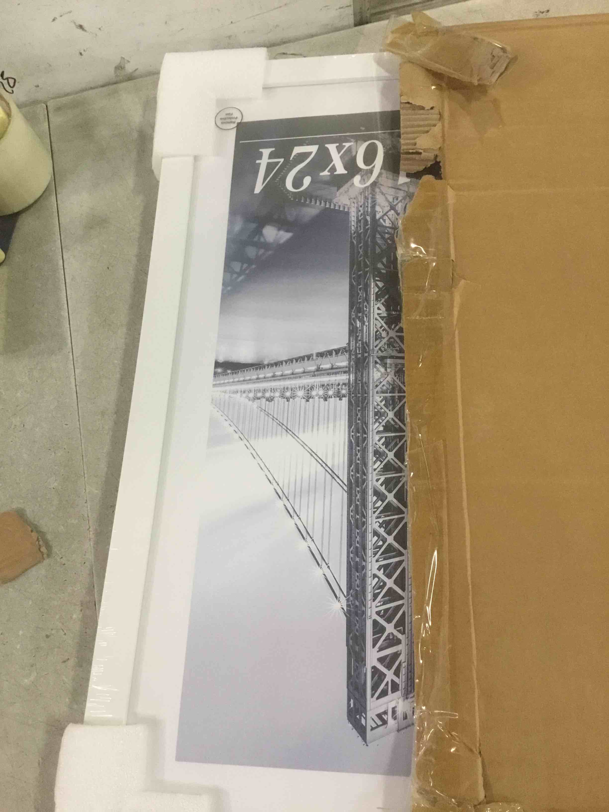 https://s3.amazonaws.com/lotting-images-prod/bidfta/PNK2124628_1740683434118.jpeg
