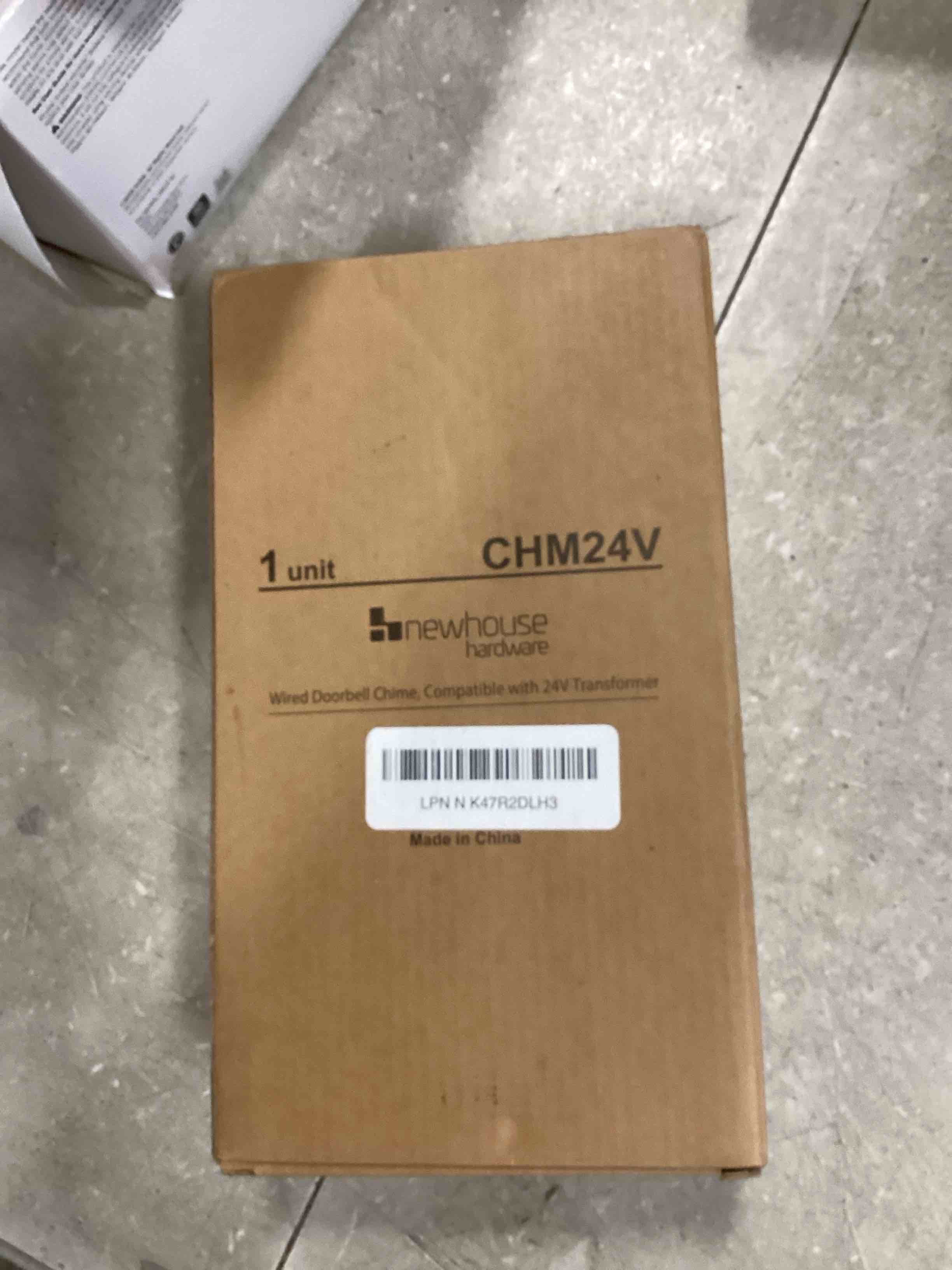 https://s3.amazonaws.com/lotting-images-prod/bidfta/PNK2125691_1740169494512.jpeg
