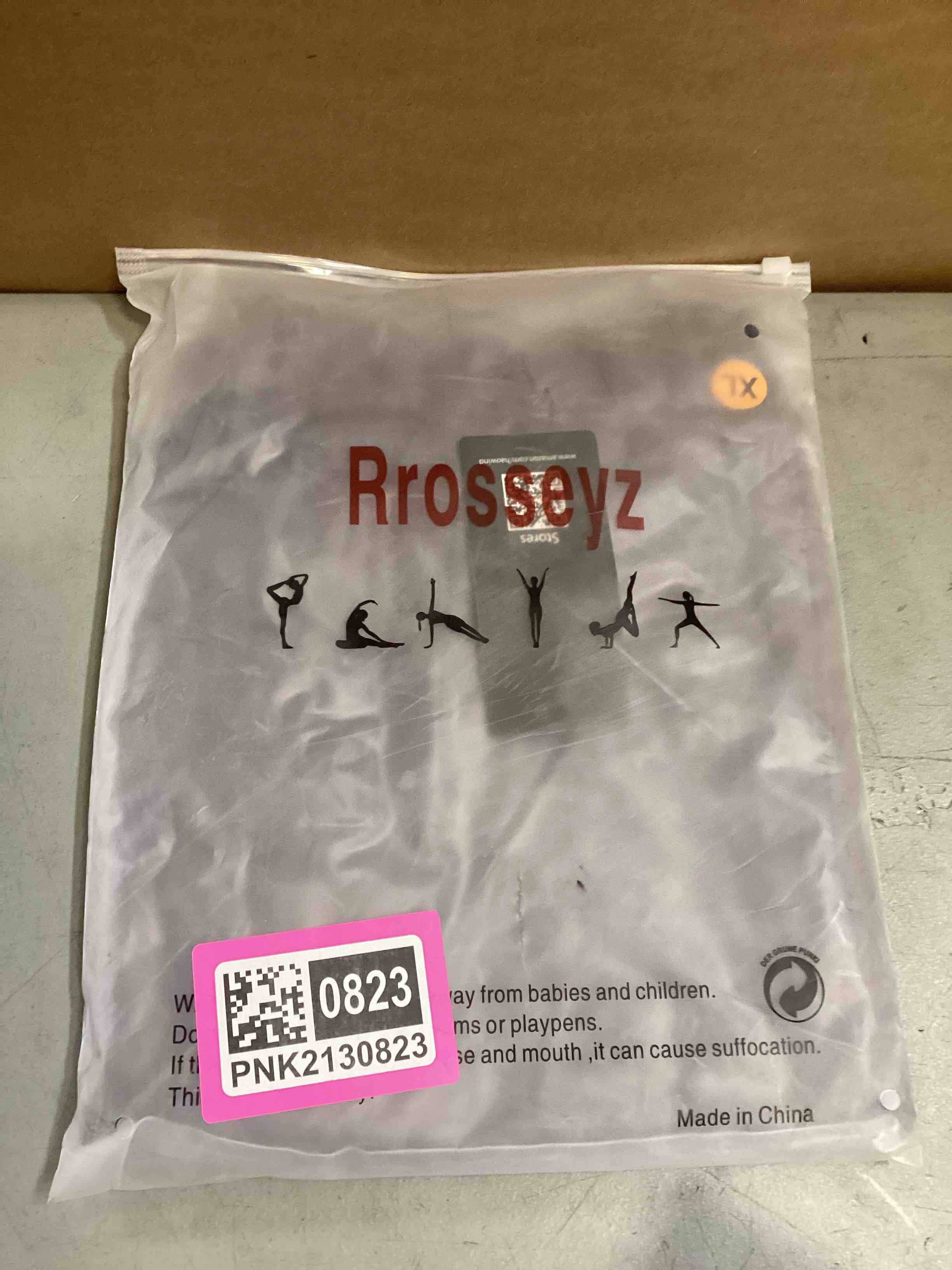 https://s3.amazonaws.com/lotting-images-prod/bidfta/PNK2130823_1741113518924.jpeg
