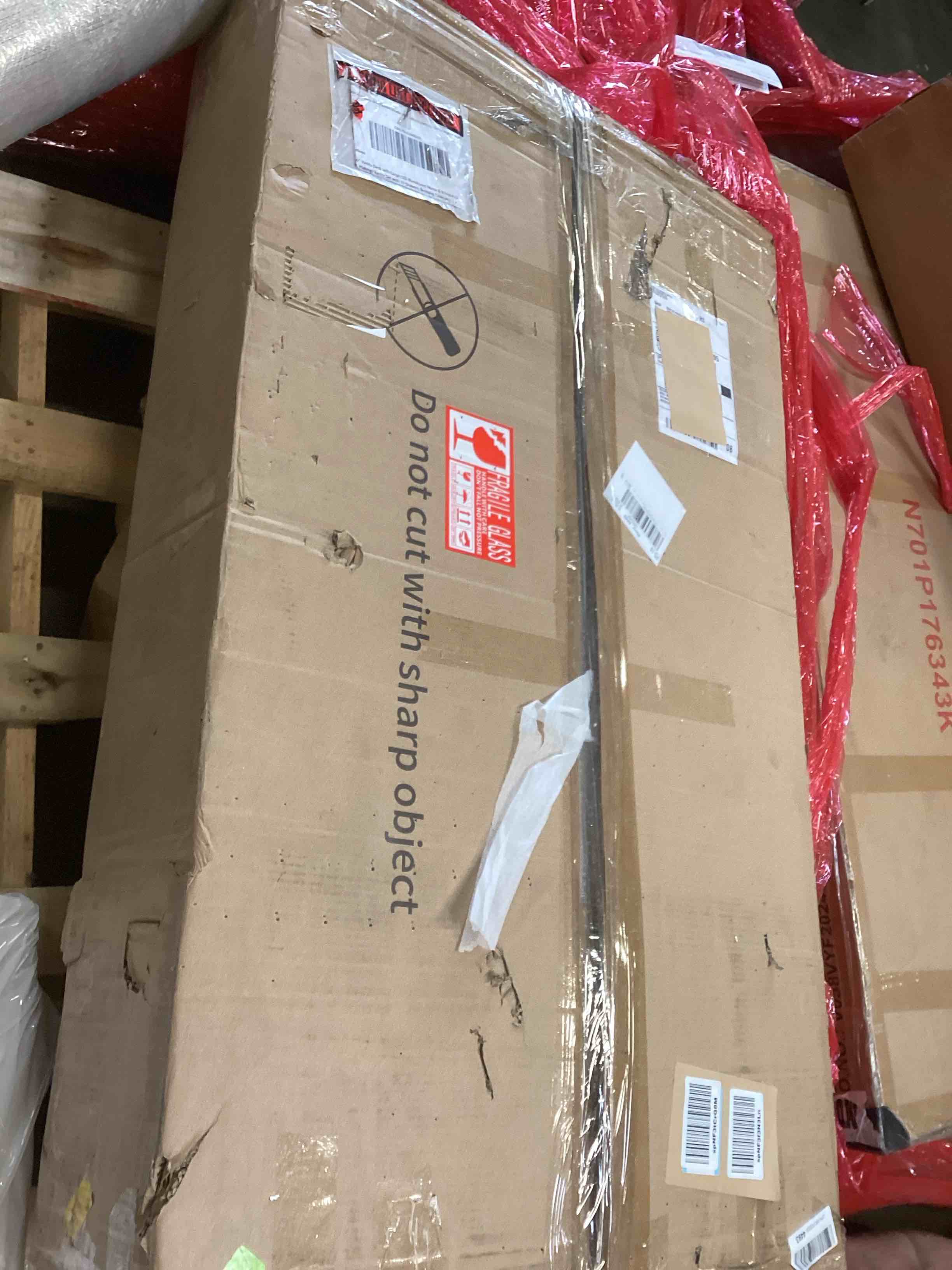https://s3.amazonaws.com/lotting-images-prod/bidfta/PNK2131128_1739552678676.jpeg