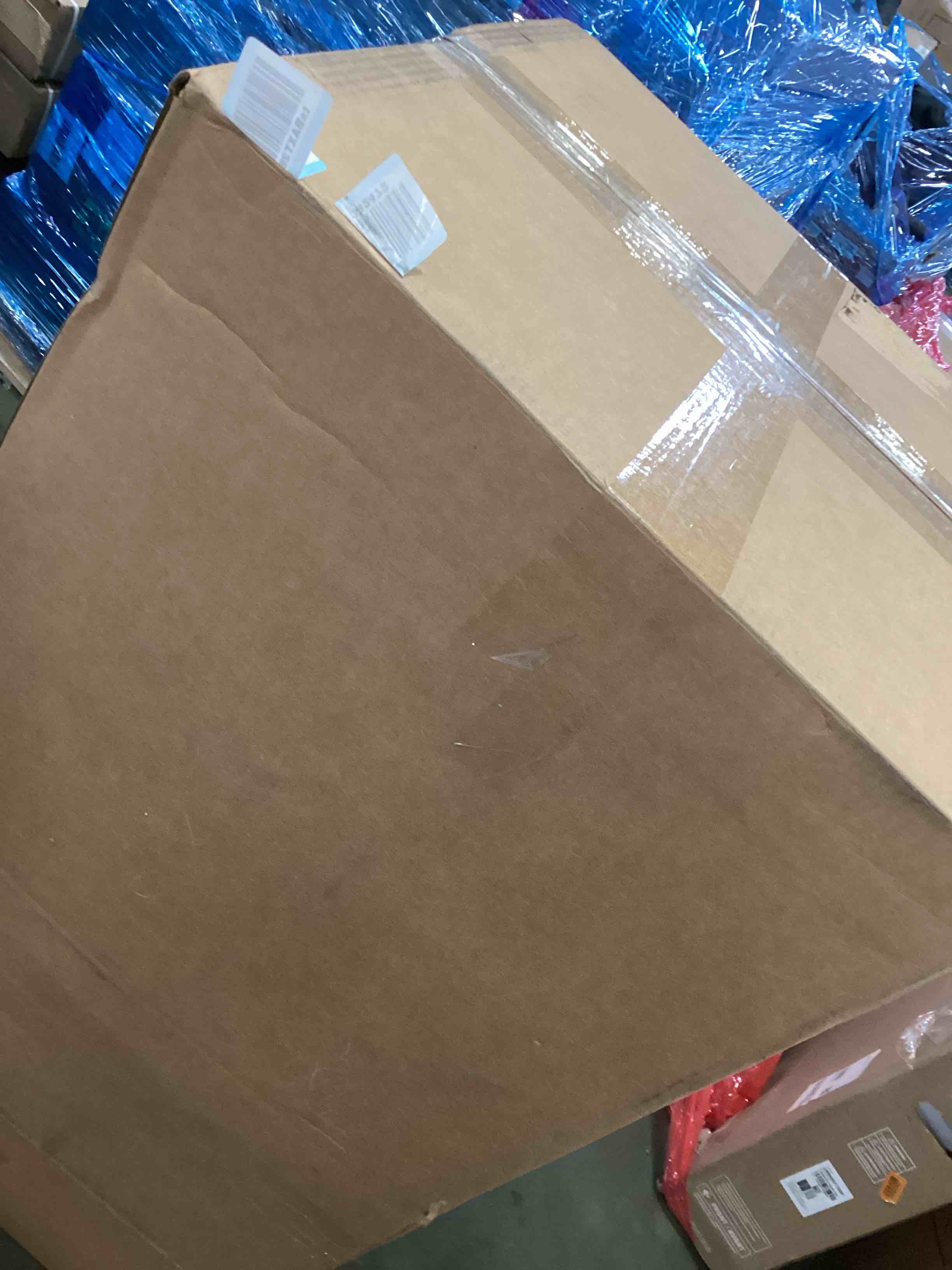 https://s3.amazonaws.com/lotting-images-prod/bidfta/PNK2131720_1740162514590.jpeg