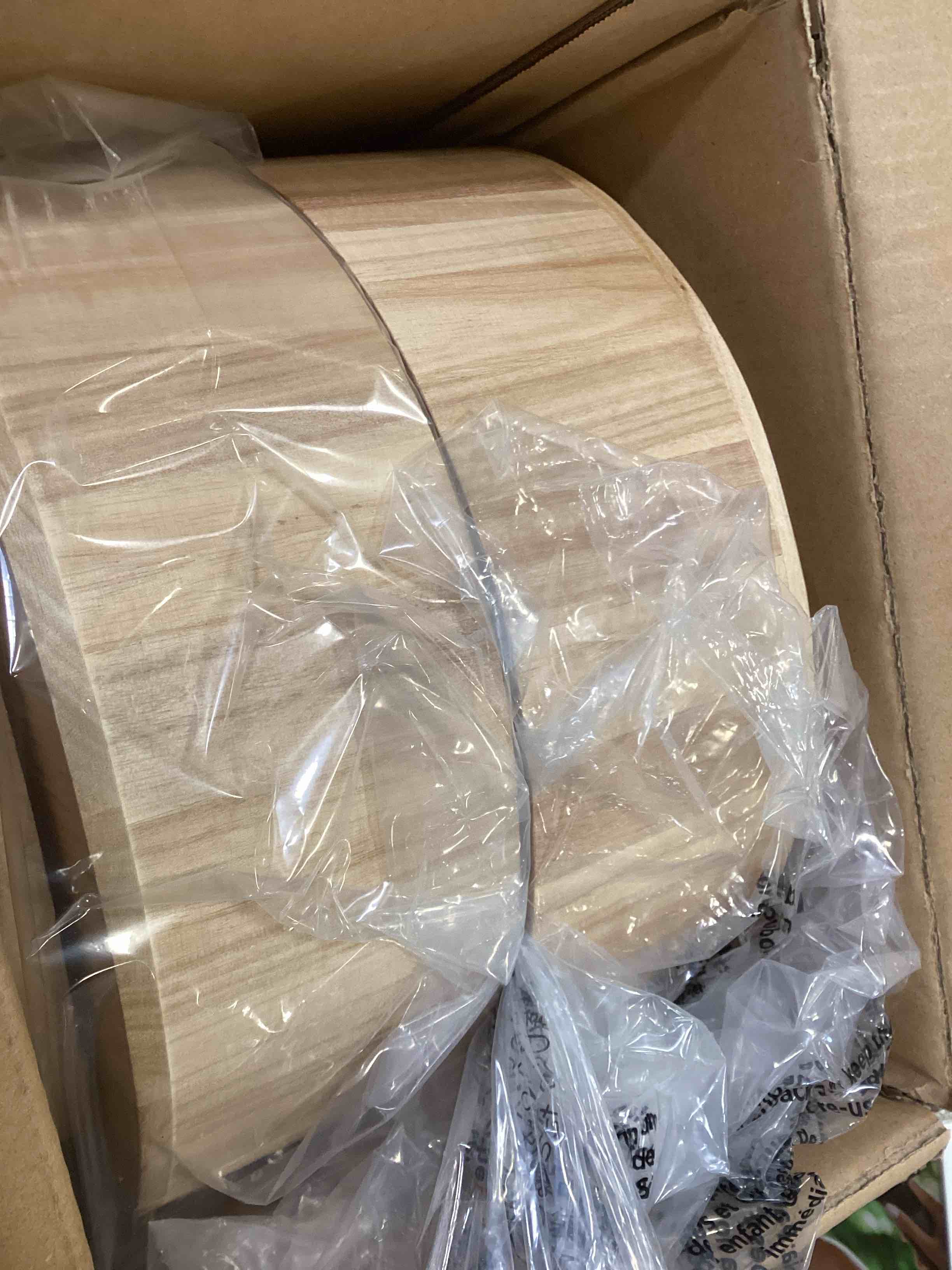 https://s3.amazonaws.com/lotting-images-prod/bidfta/PNK2133076_1741801361463.jpeg