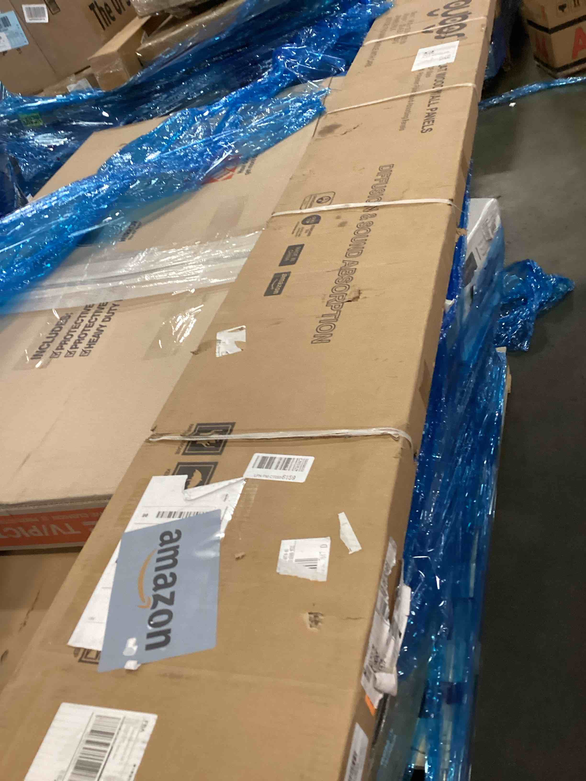 https://s3.amazonaws.com/lotting-images-prod/bidfta/PNK2134185_1739801450486.jpeg