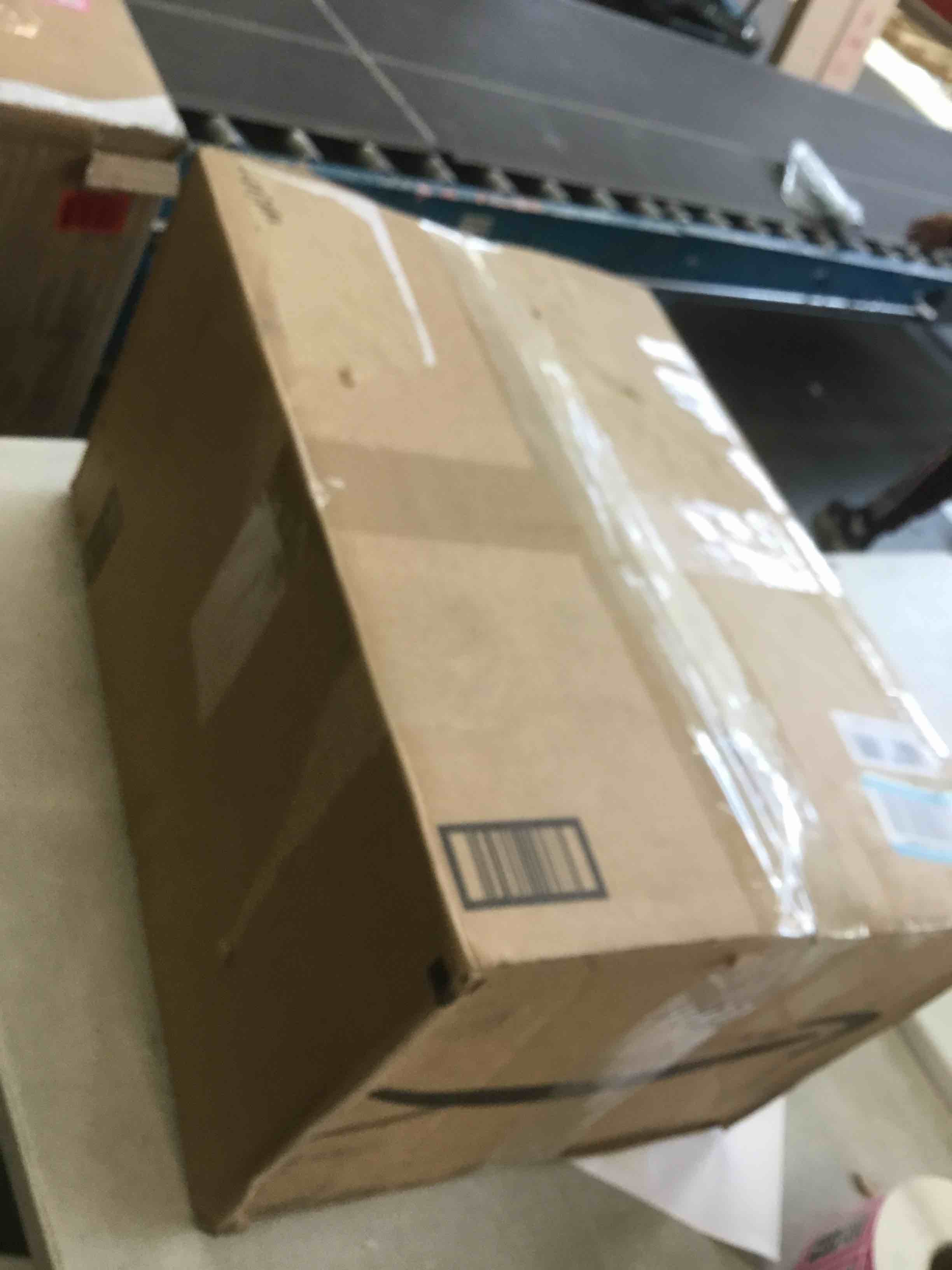 https://s3.amazonaws.com/lotting-images-prod/bidfta/PNK2134719_1740077764329.jpeg