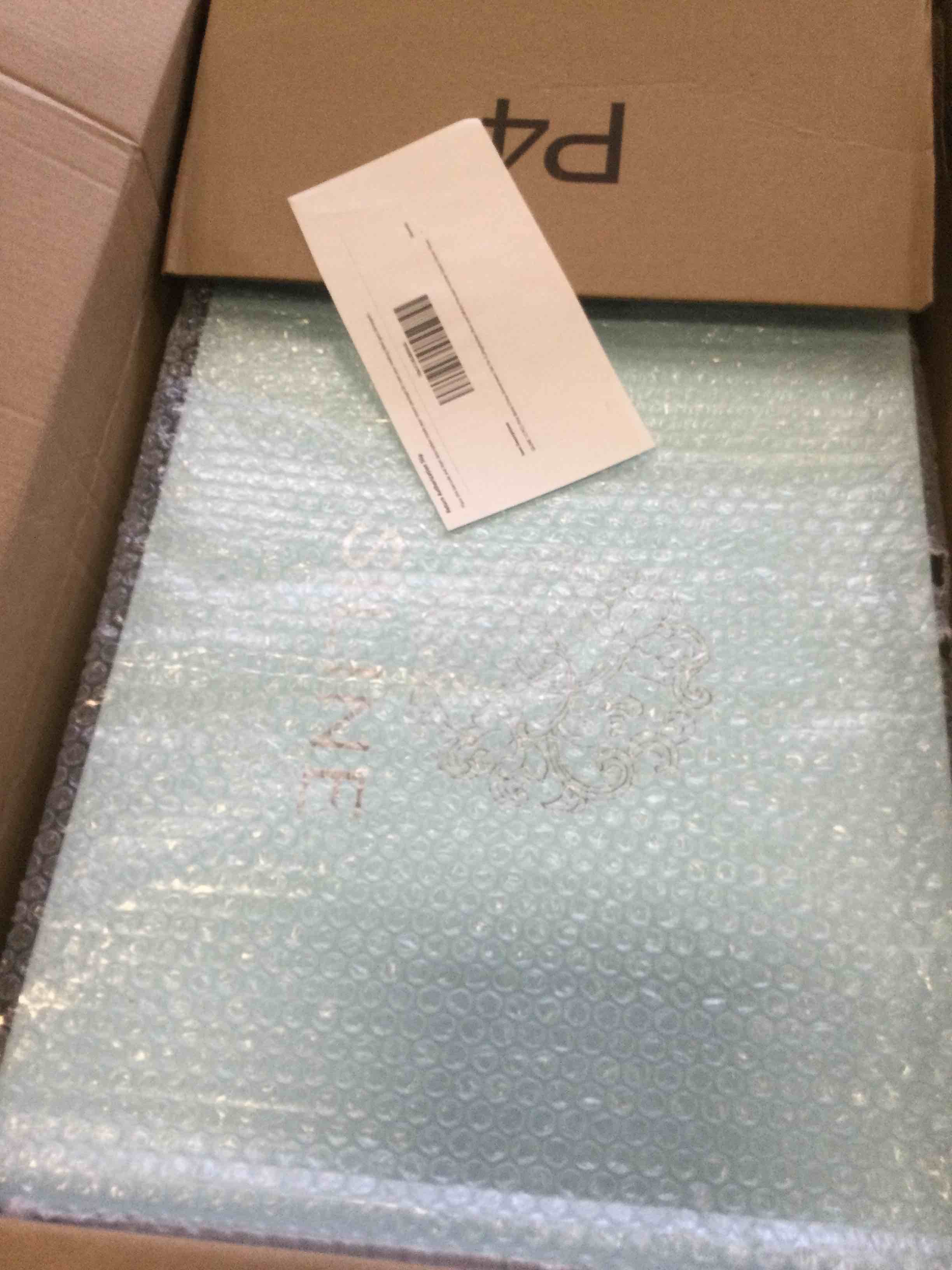 https://s3.amazonaws.com/lotting-images-prod/bidfta/PNK2136128_1740767200467.jpeg