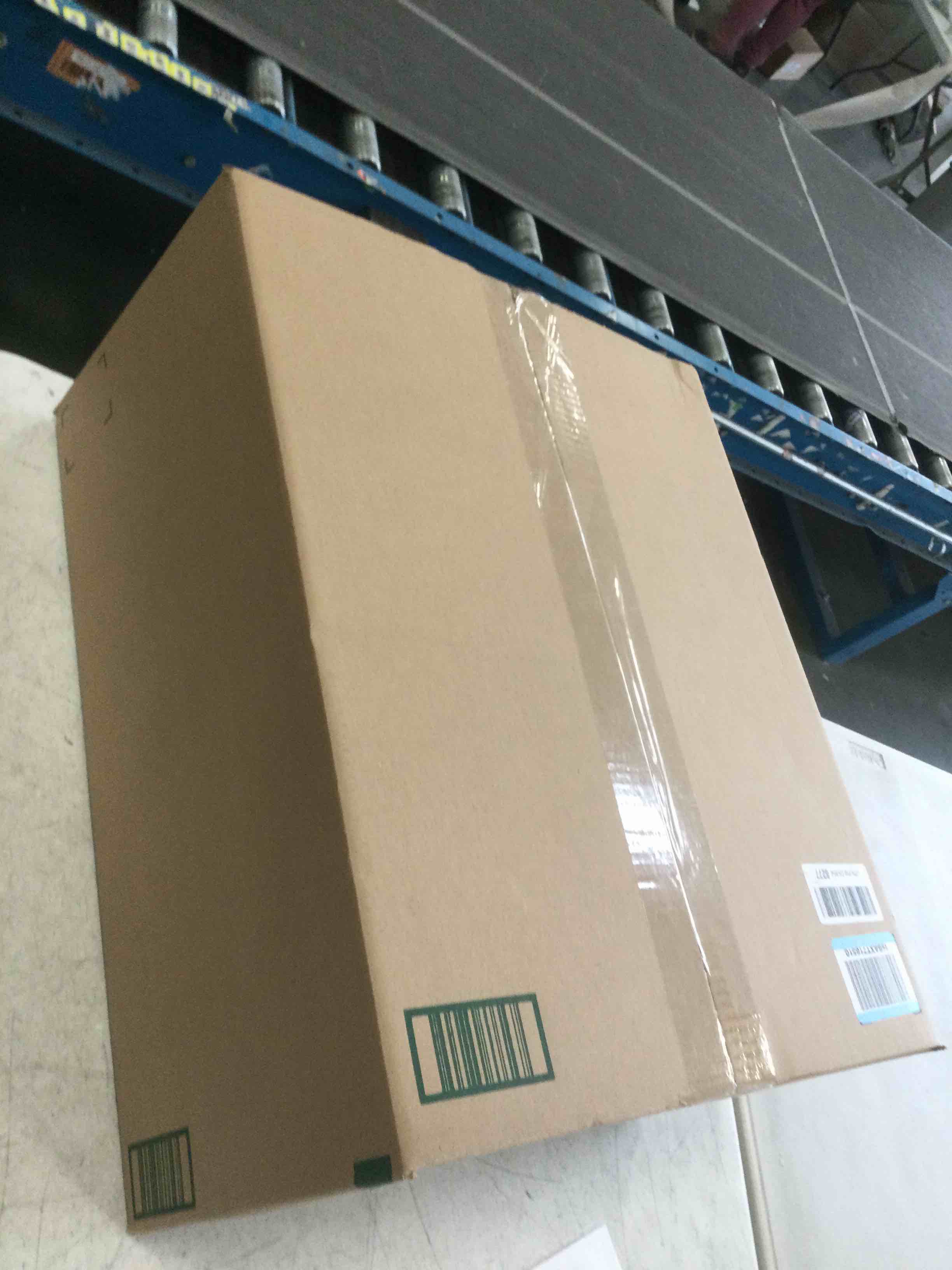 https://s3.amazonaws.com/lotting-images-prod/bidfta/PNK2136382_1741098435093.jpeg