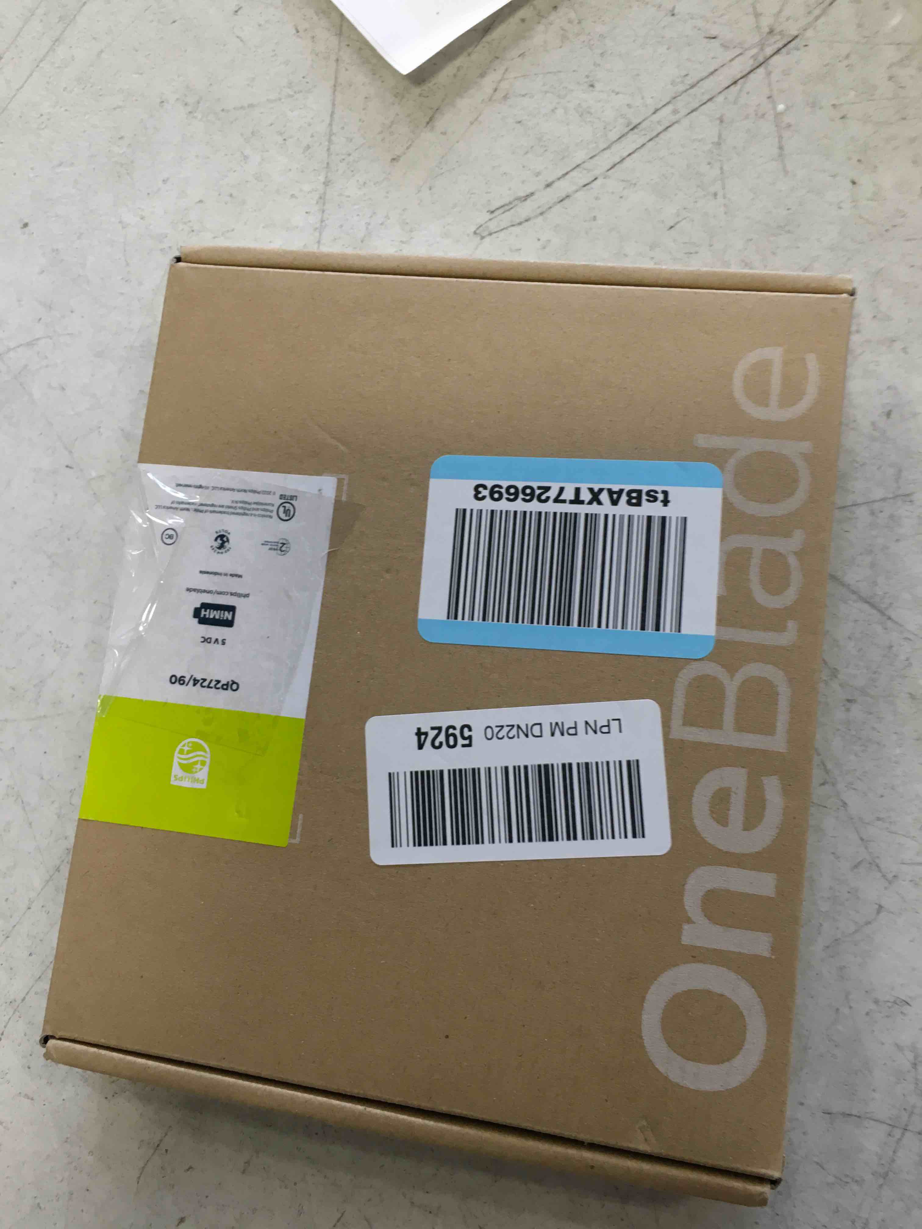 https://s3.amazonaws.com/lotting-images-prod/bidfta/PNK2136492_1741112578340.jpeg