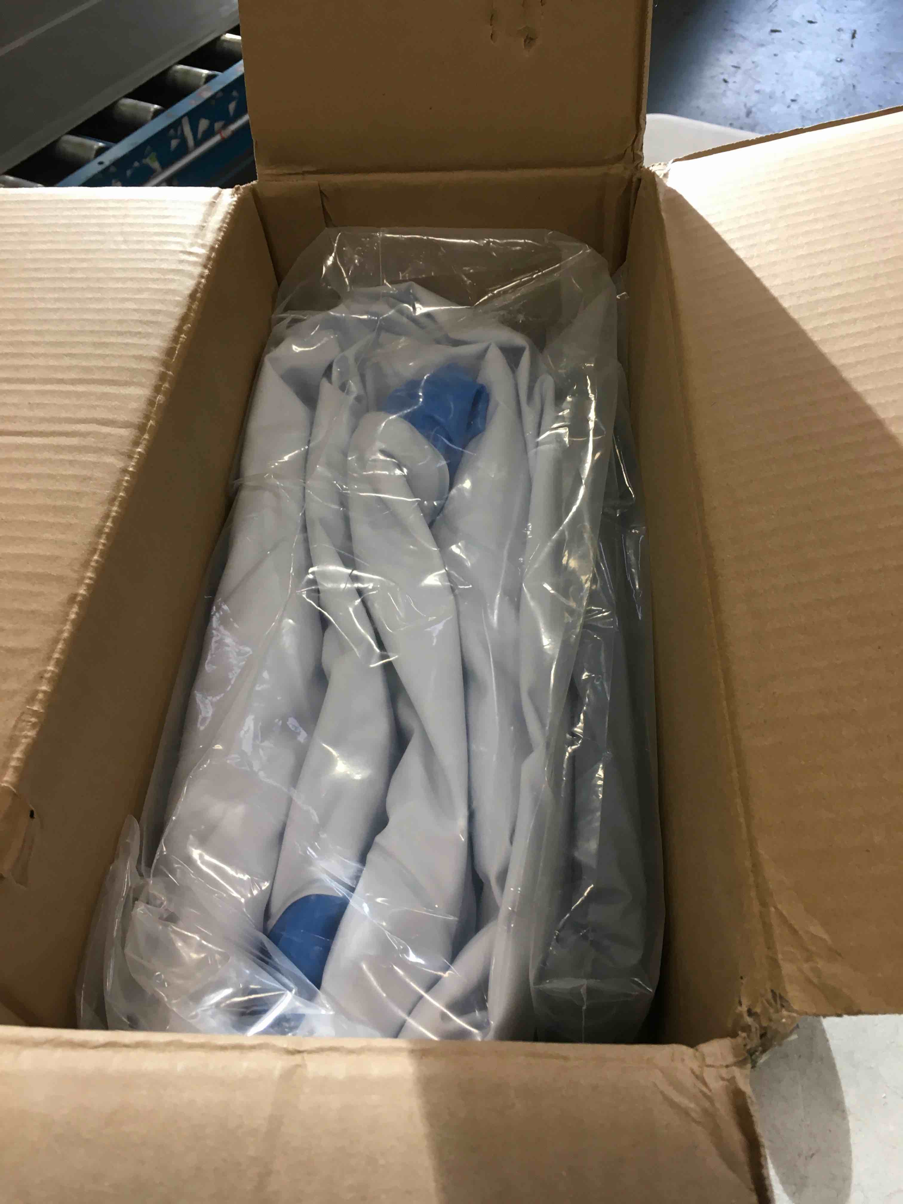 https://s3.amazonaws.com/lotting-images-prod/bidfta/PNK2136571_1741180031593.jpeg