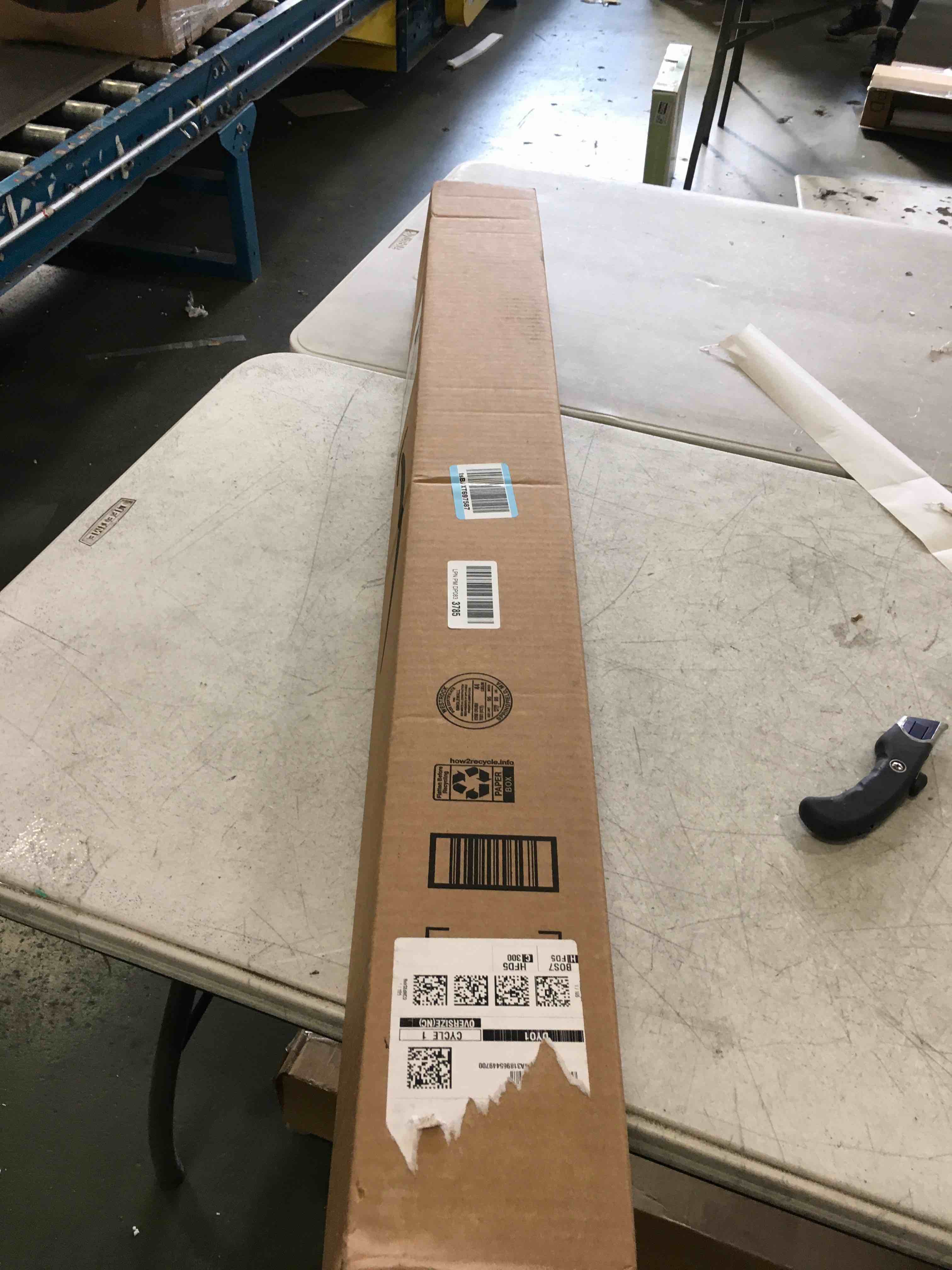 https://s3.amazonaws.com/lotting-images-prod/bidfta/PNK2136600_1741183287306.jpeg