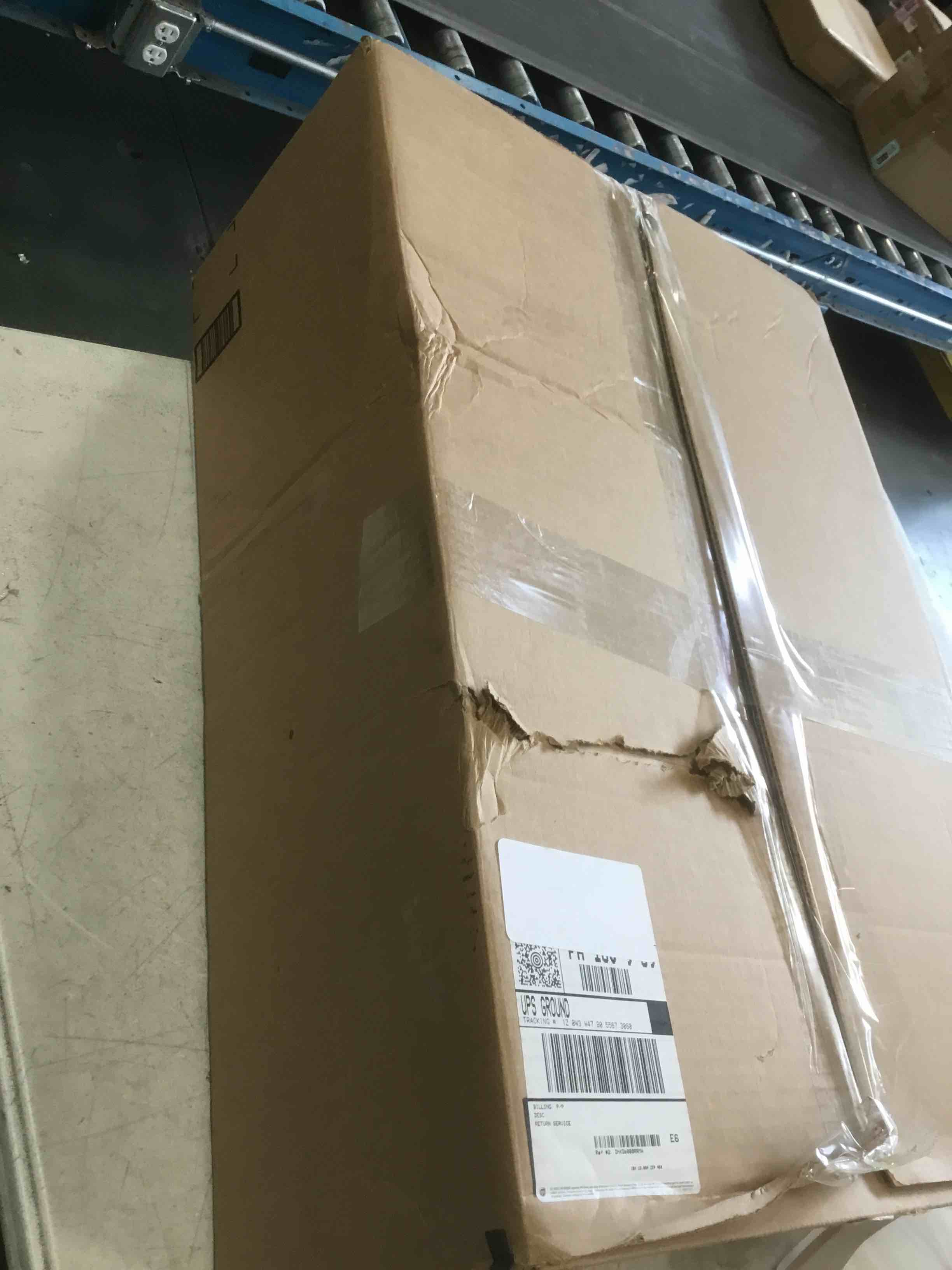 https://s3.amazonaws.com/lotting-images-prod/bidfta/PNK2136911_1741276928586.jpeg