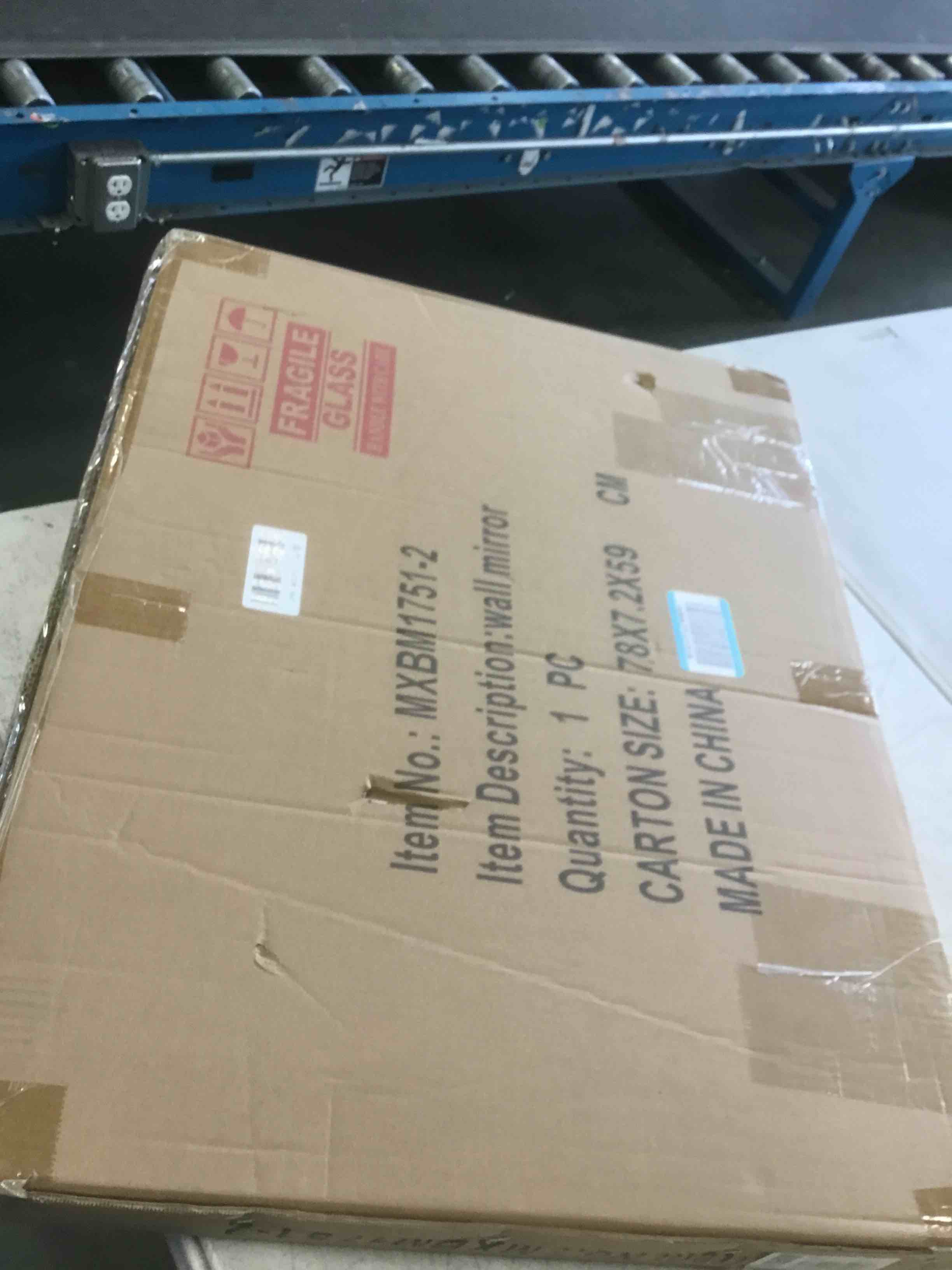 https://s3.amazonaws.com/lotting-images-prod/bidfta/PNK2136948_1741282991158.jpeg