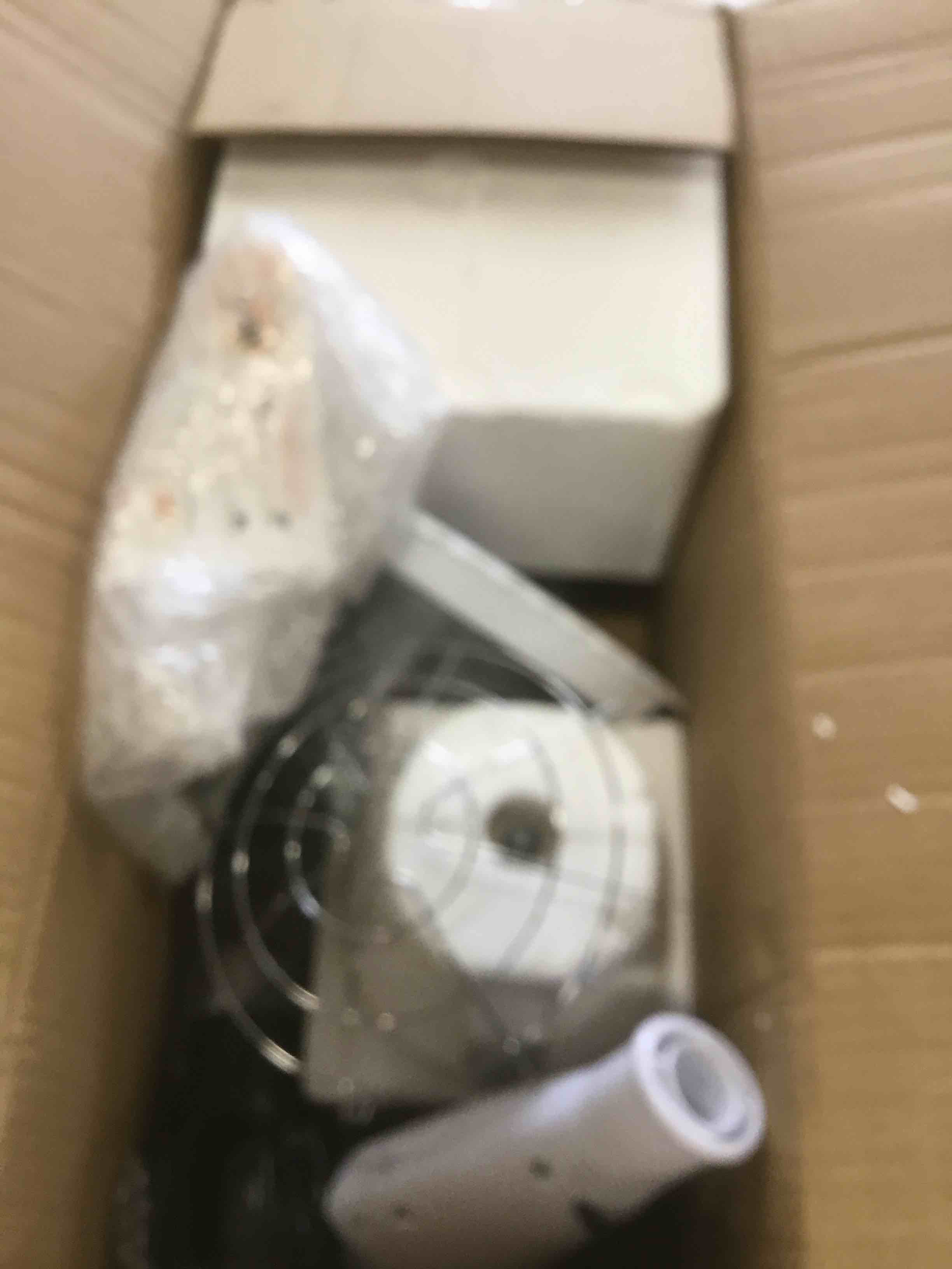 https://s3.amazonaws.com/lotting-images-prod/bidfta/PNK2136962_1741284183371.jpeg