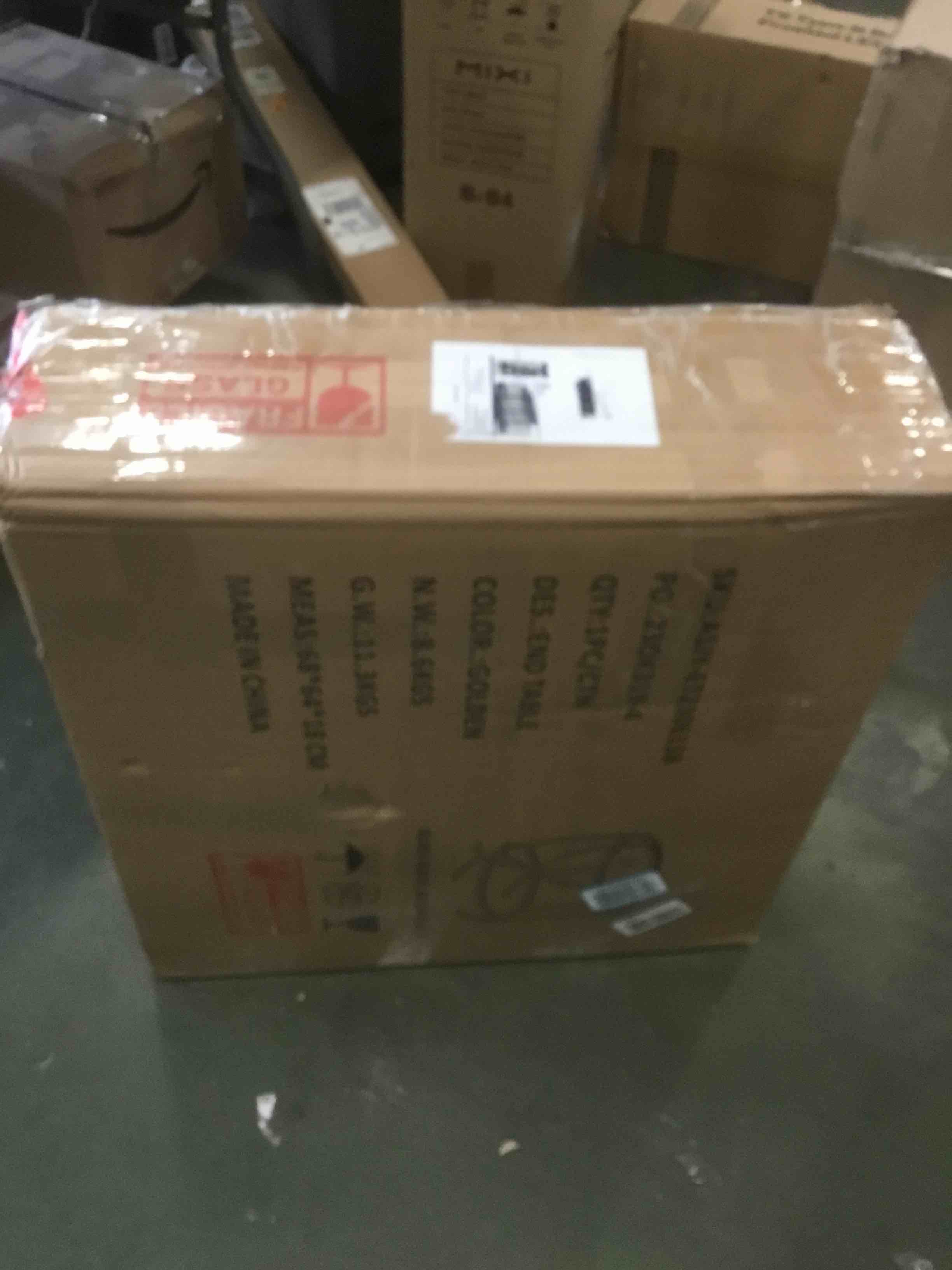 https://s3.amazonaws.com/lotting-images-prod/bidfta/PNK2136985_1741285726723.jpeg