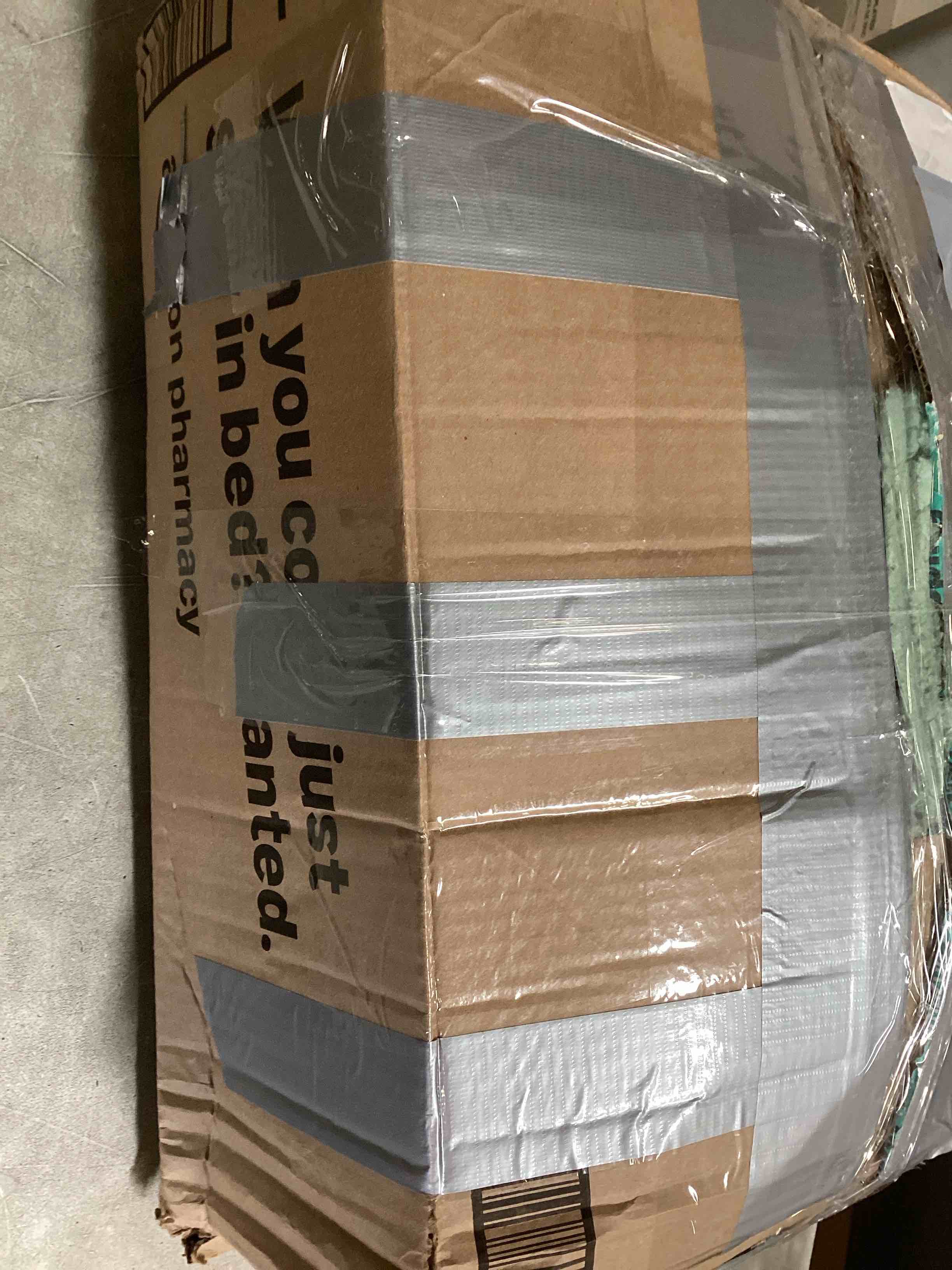 https://s3.amazonaws.com/lotting-images-prod/bidfta/PNK2137345_1741289550215.jpeg