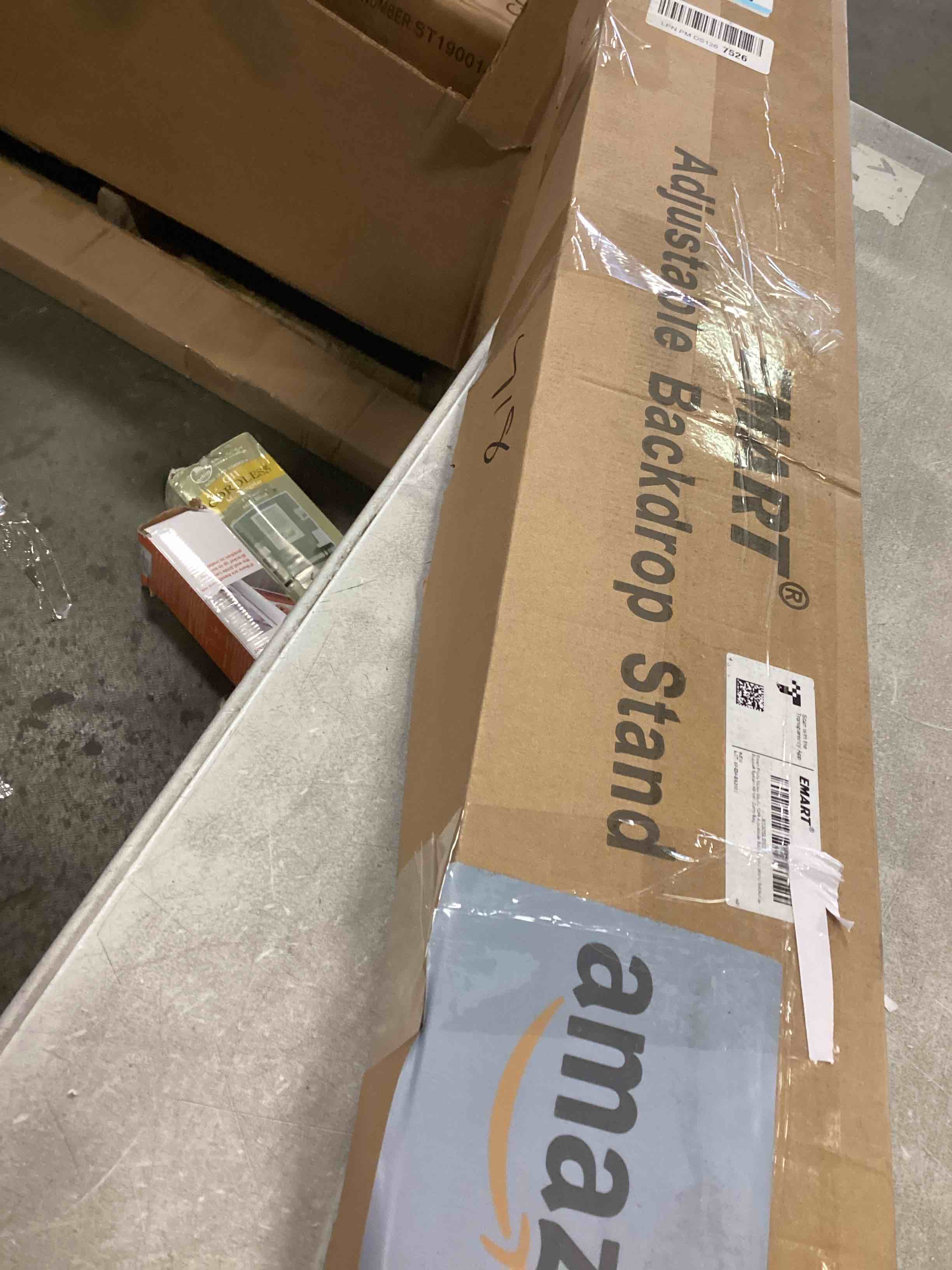 https://s3.amazonaws.com/lotting-images-prod/bidfta/PNK2138389_1741966363768.jpeg