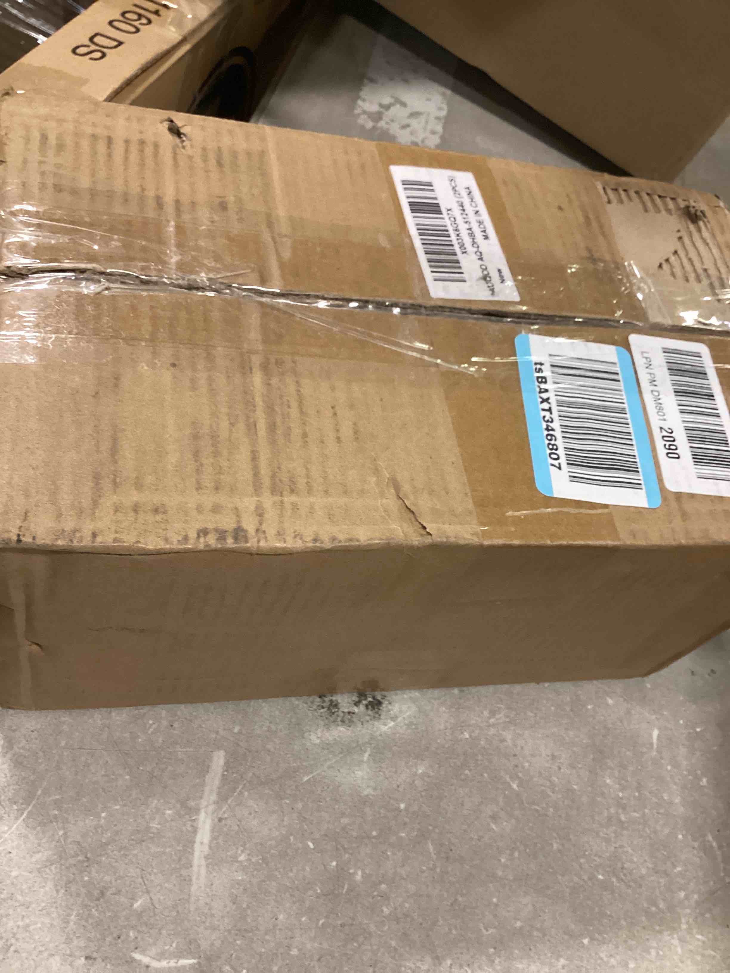 https://s3.amazonaws.com/lotting-images-prod/bidfta/PNK2138495_1741983244888.jpeg
