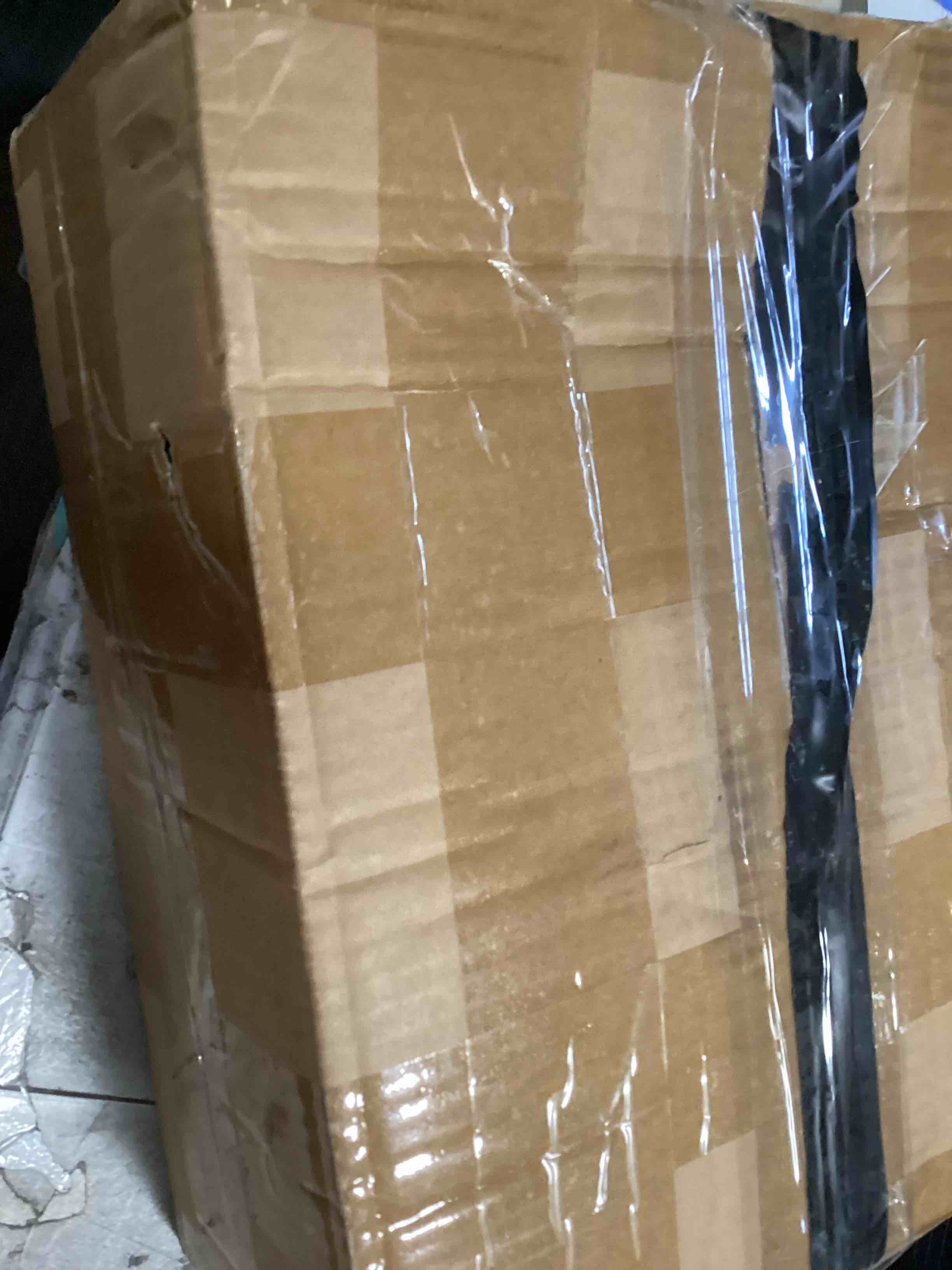 https://s3.amazonaws.com/lotting-images-prod/bidfta/PNK2139191_1742495568565.jpeg