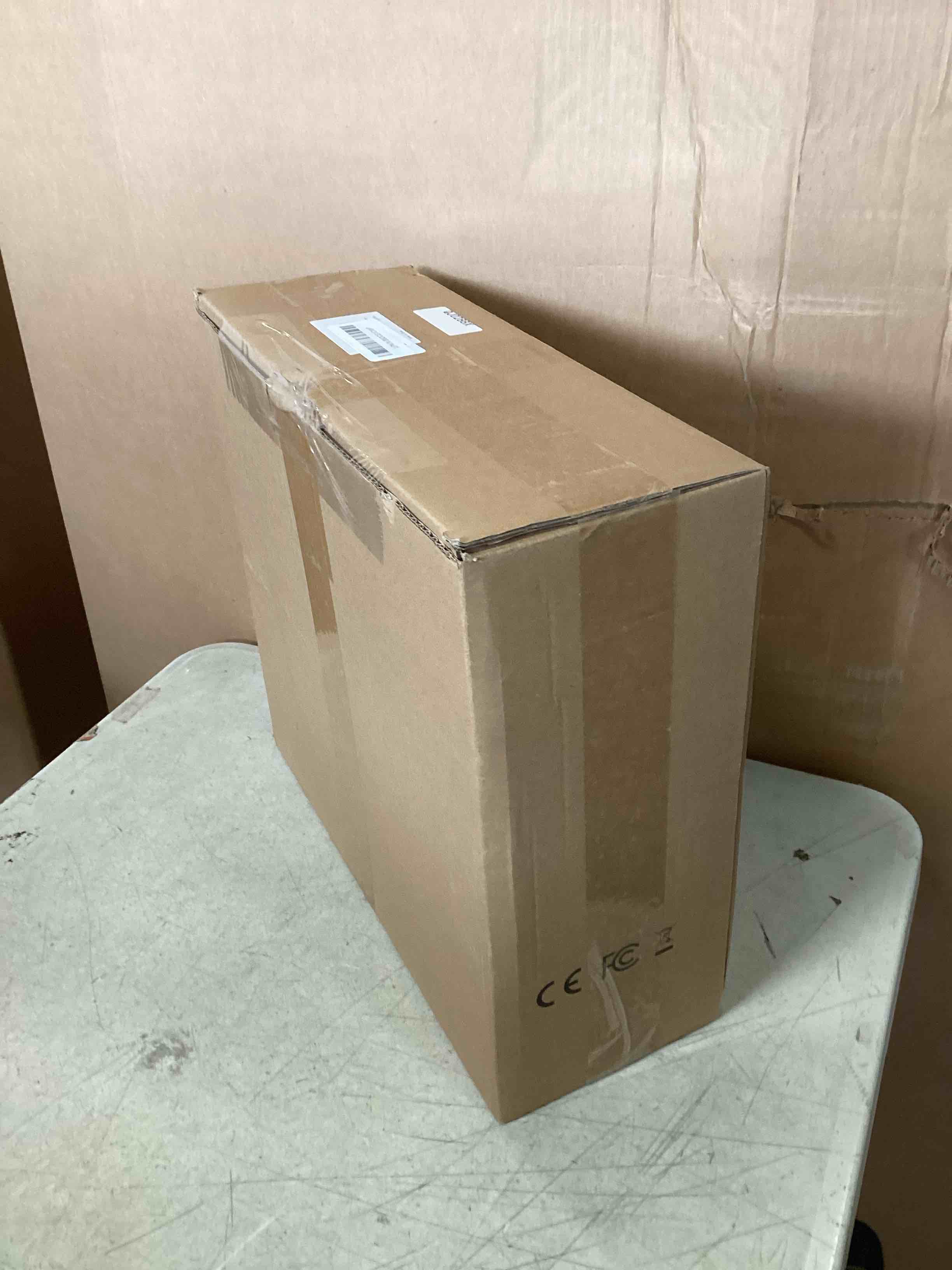 https://s3.amazonaws.com/lotting-images-prod/bidfta/PNK2142158_1743102663168.jpeg