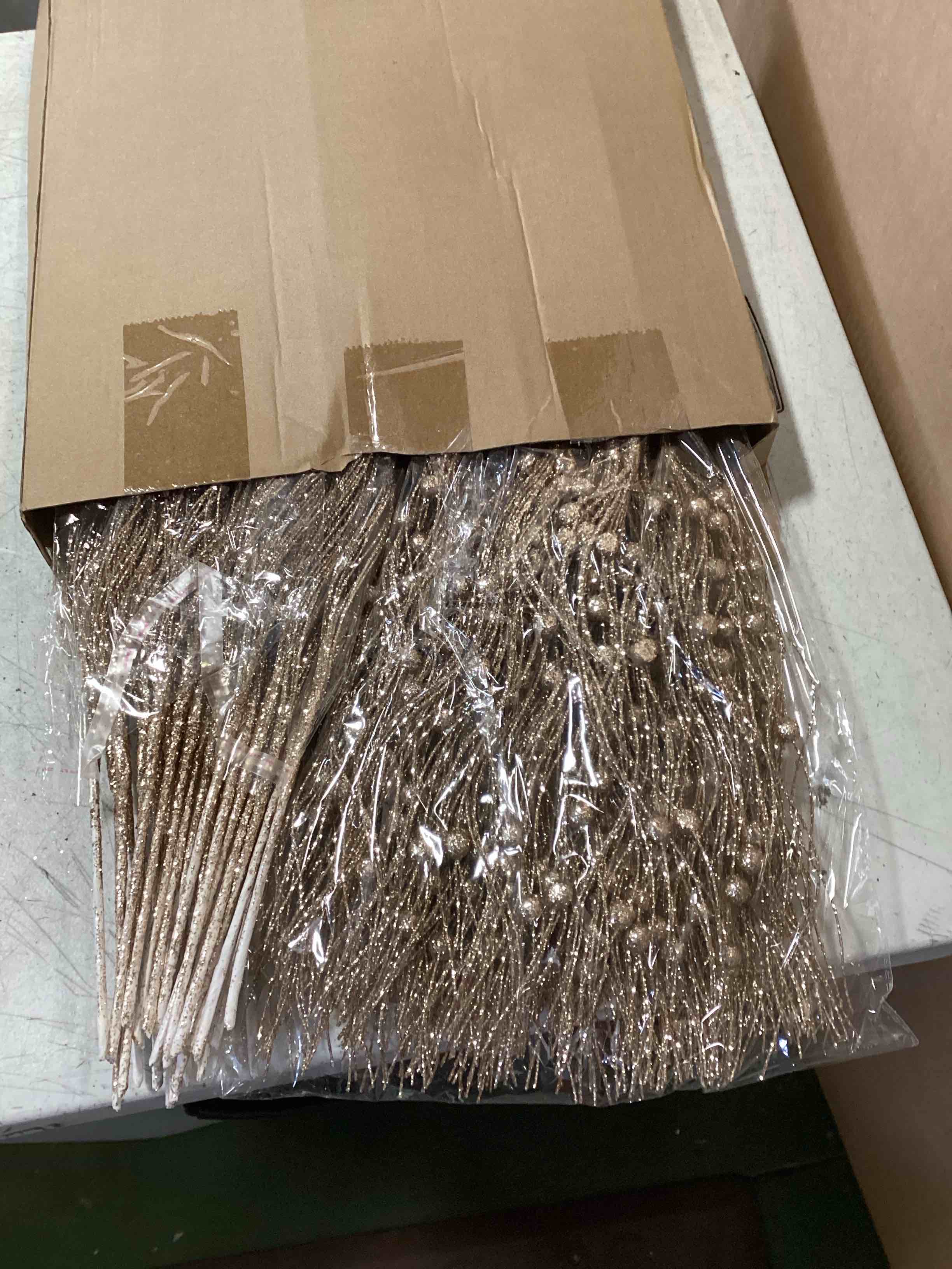 https://s3.amazonaws.com/lotting-images-prod/bidfta/PNK2142258_1743176174999.jpeg