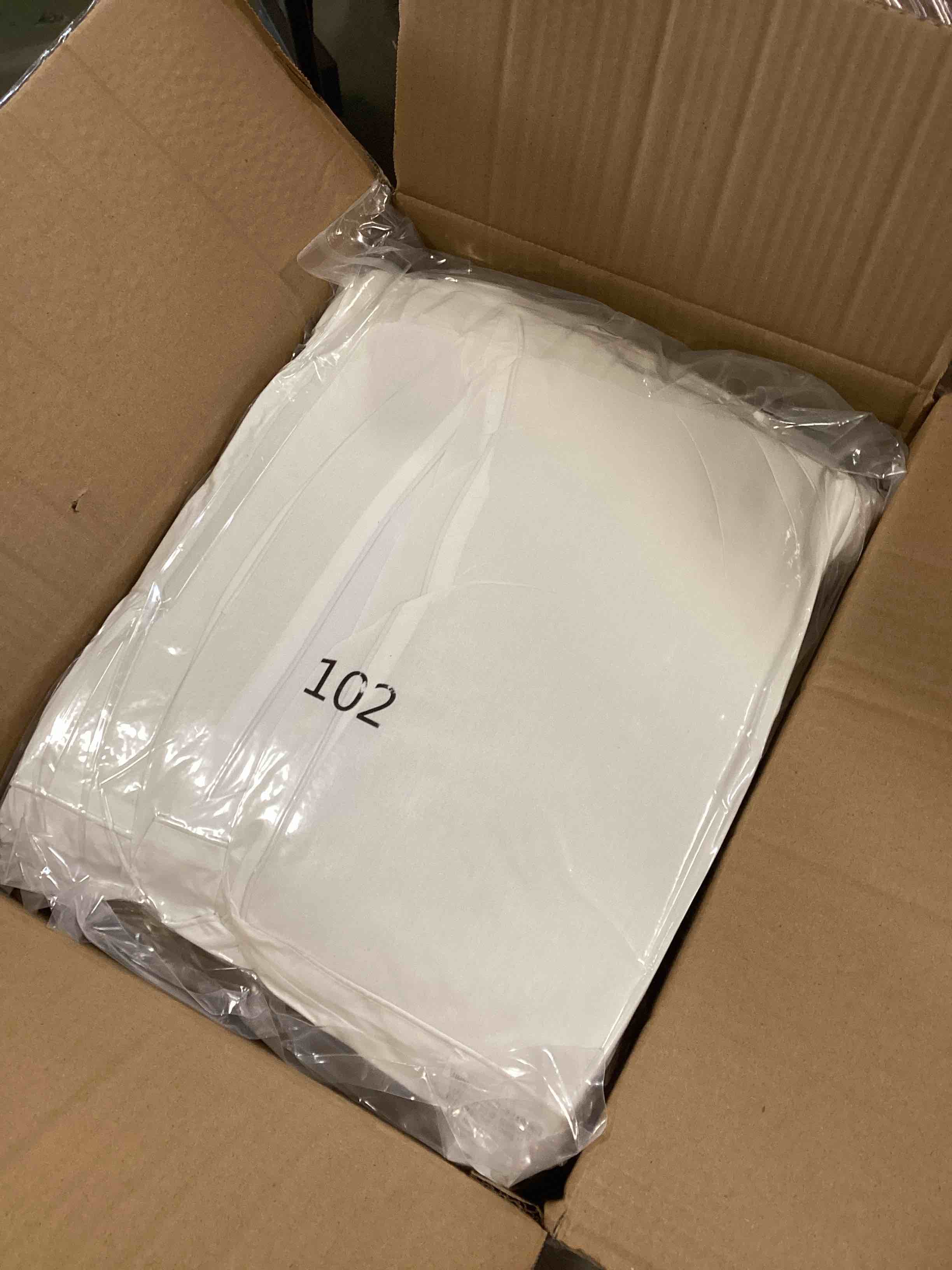 https://s3.amazonaws.com/lotting-images-prod/bidfta/PNK2142691_1743698769399.jpeg
