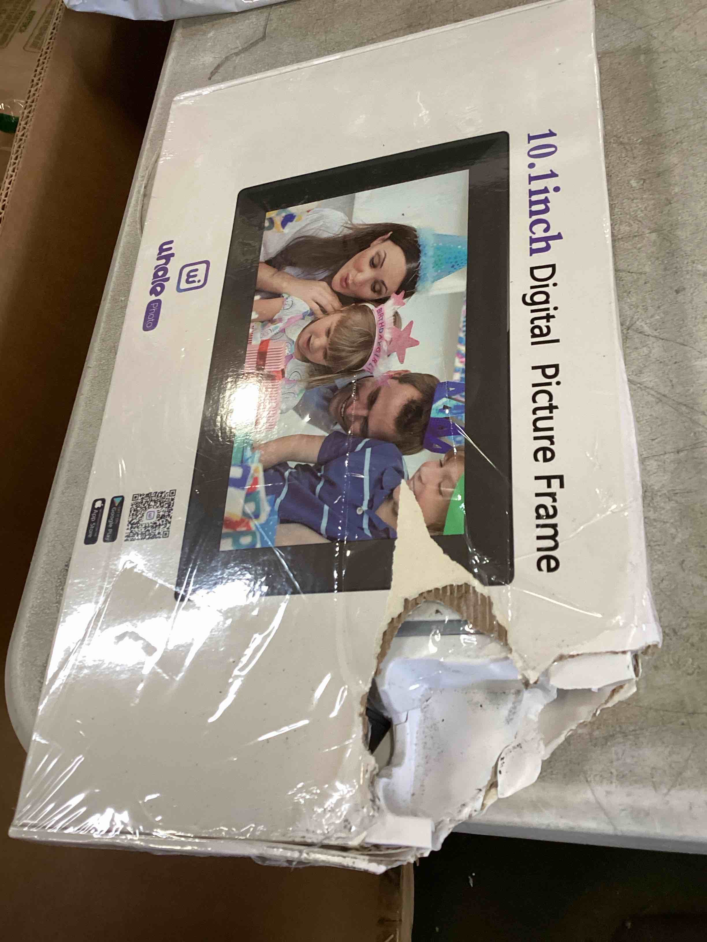 https://s3.amazonaws.com/lotting-images-prod/bidfta/PNK2144208_1740080967801.jpeg