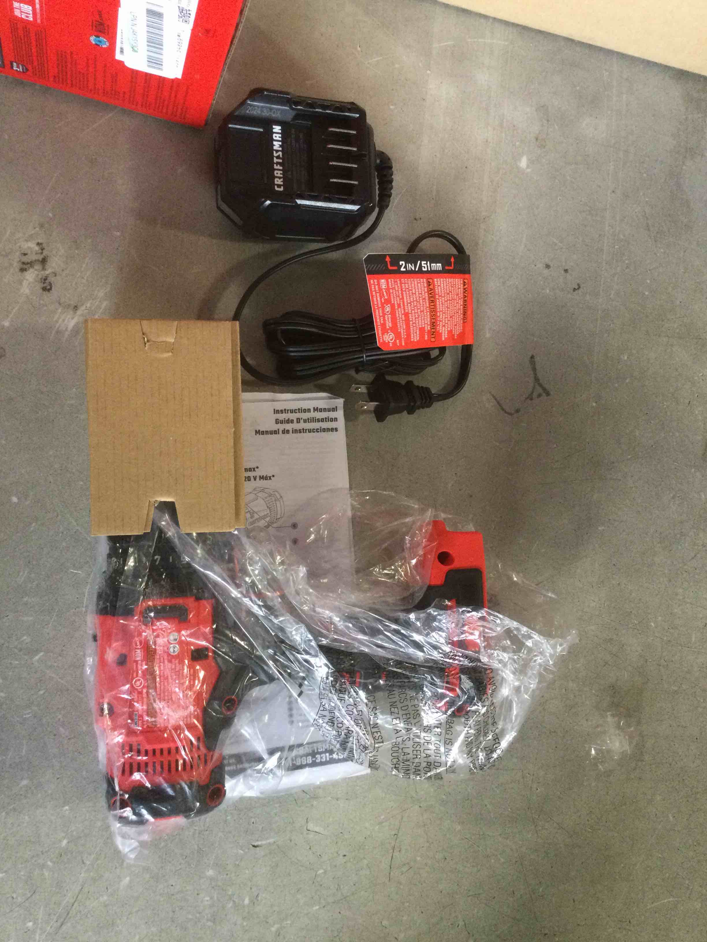 https://s3.amazonaws.com/lotting-images-prod/bidfta/PNK2146554_1739893847953.jpeg
