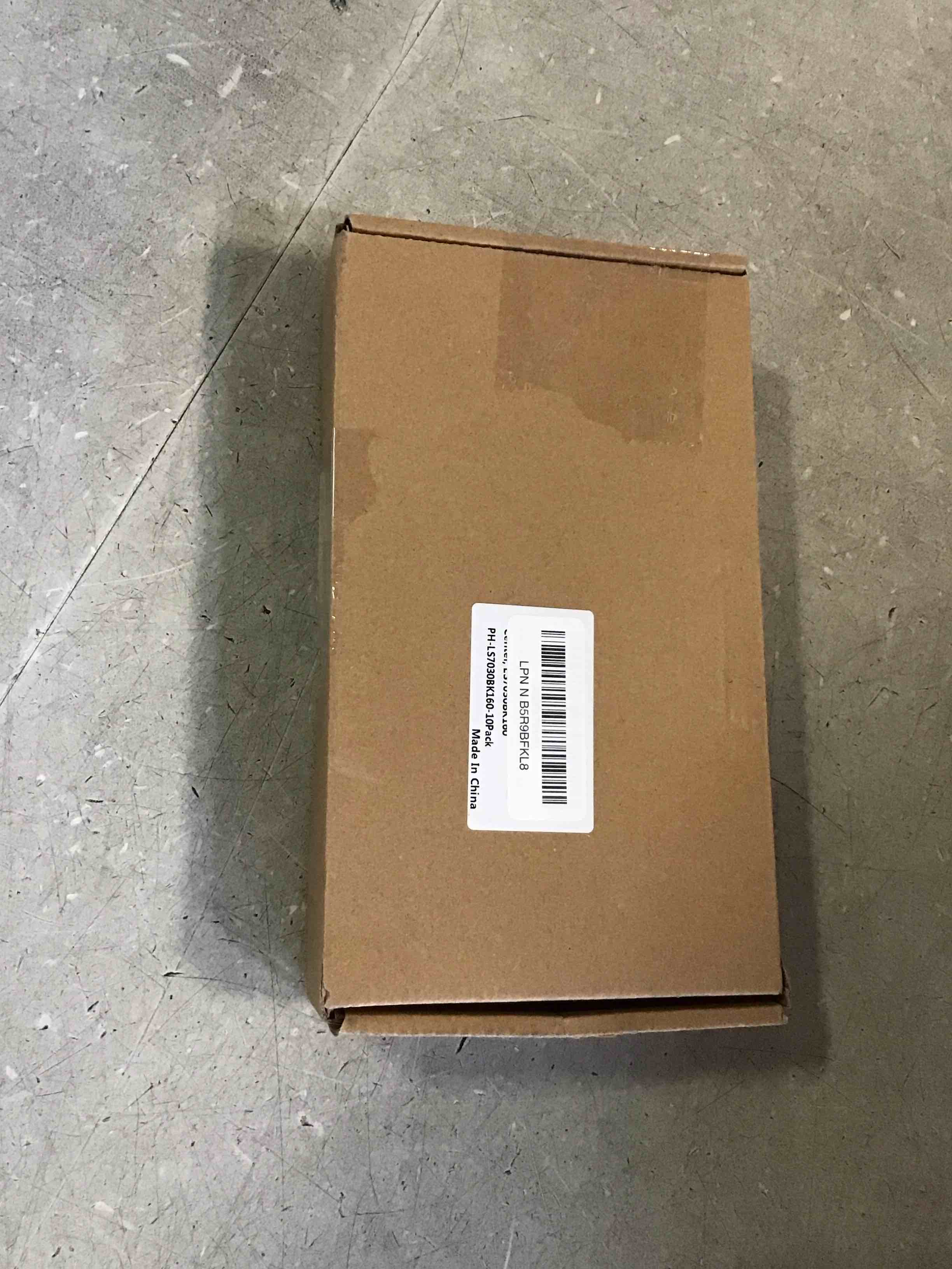 https://s3.amazonaws.com/lotting-images-prod/bidfta/PNK2146798_1742328476816.jpeg