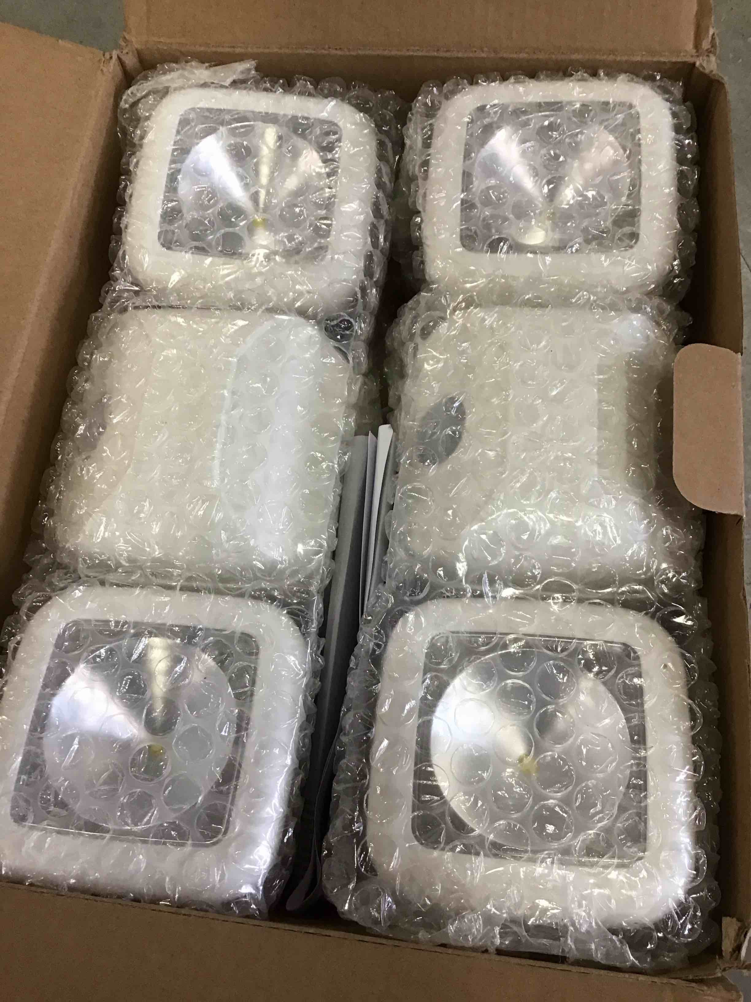 https://s3.amazonaws.com/lotting-images-prod/bidfta/PNK2147562_1741011637703.jpeg