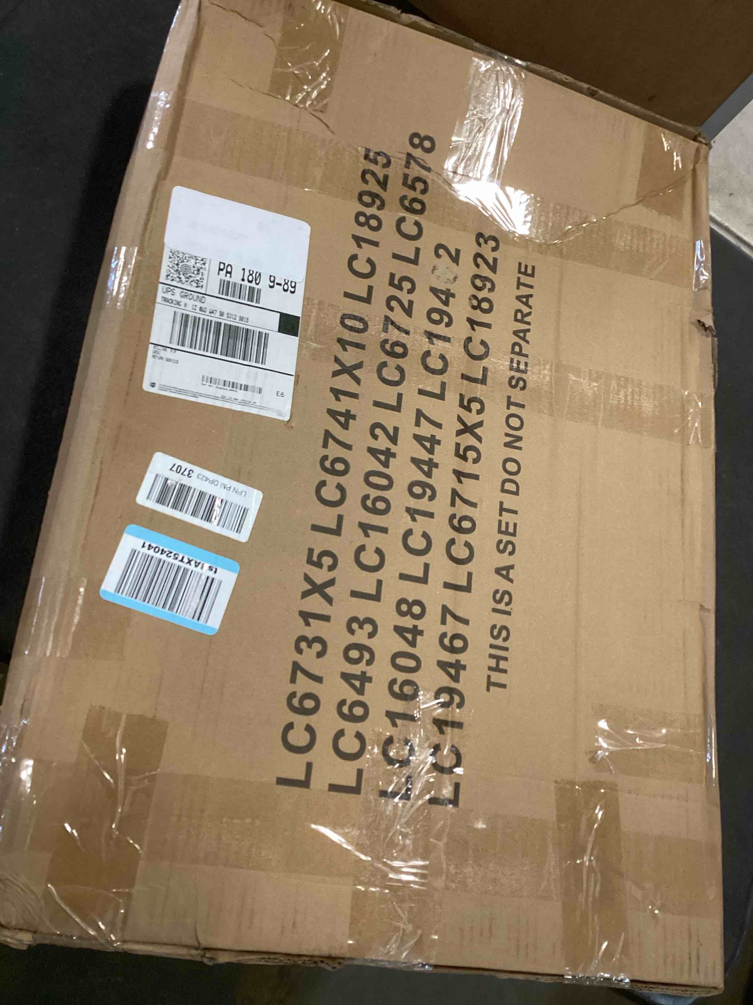 https://s3.amazonaws.com/lotting-images-prod/bidfta/PNK2147832_1741624629154.jpeg