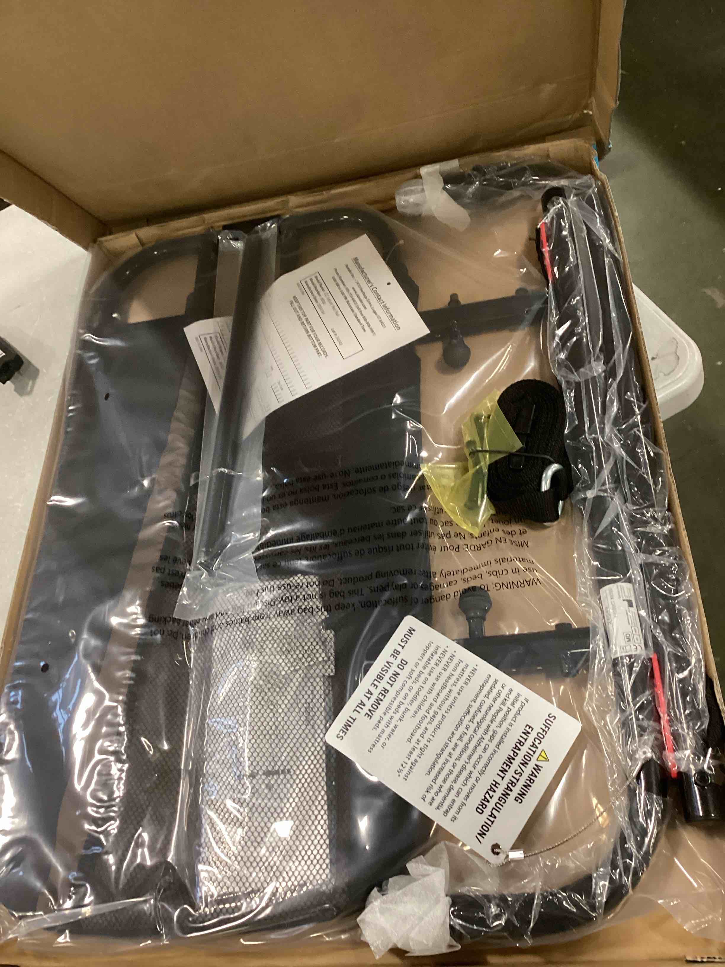 https://s3.amazonaws.com/lotting-images-prod/bidfta/PNK2147905_1741696299708.jpeg
