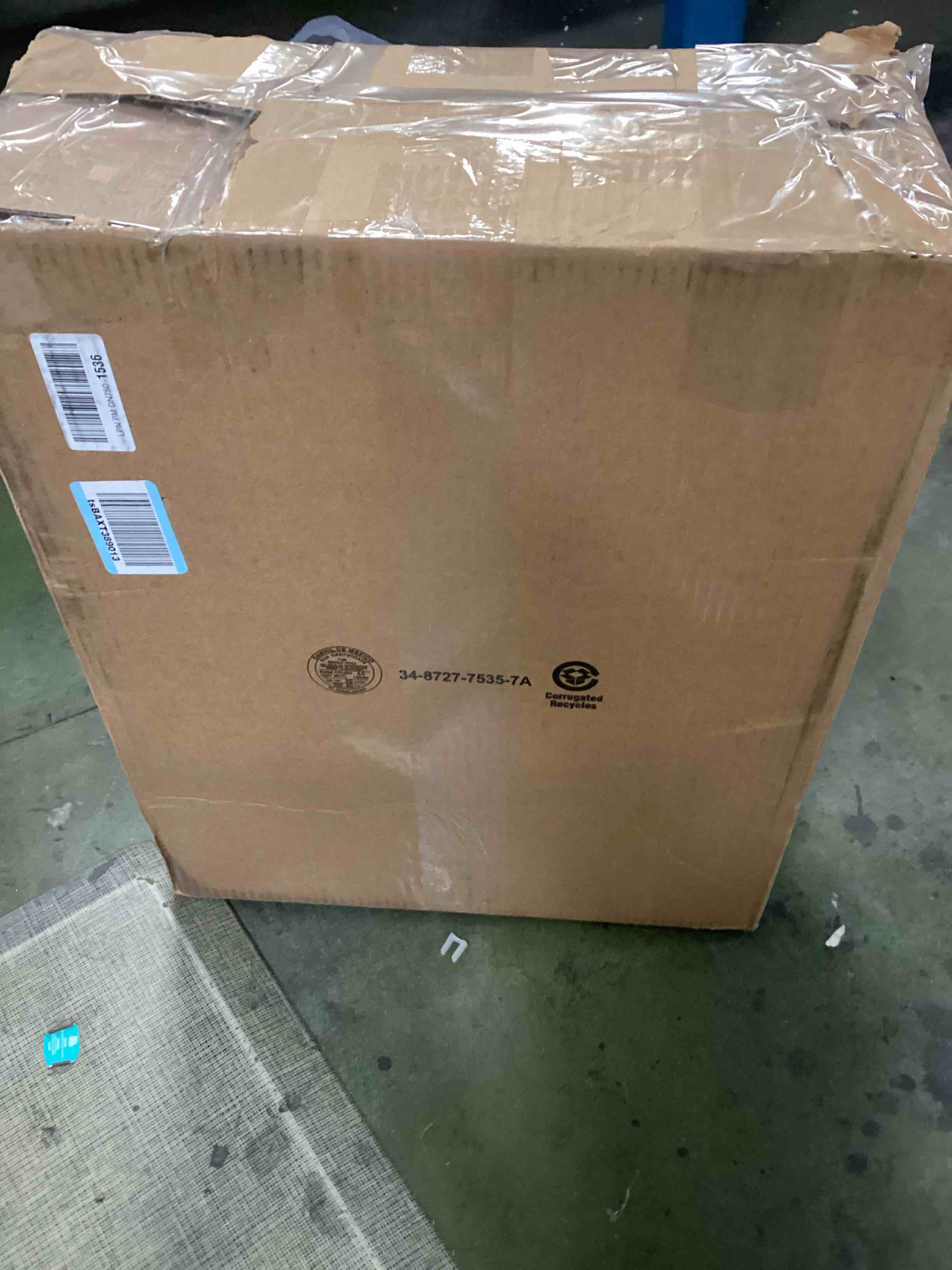 https://s3.amazonaws.com/lotting-images-prod/bidfta/PNK2147946_1741703676808.jpeg