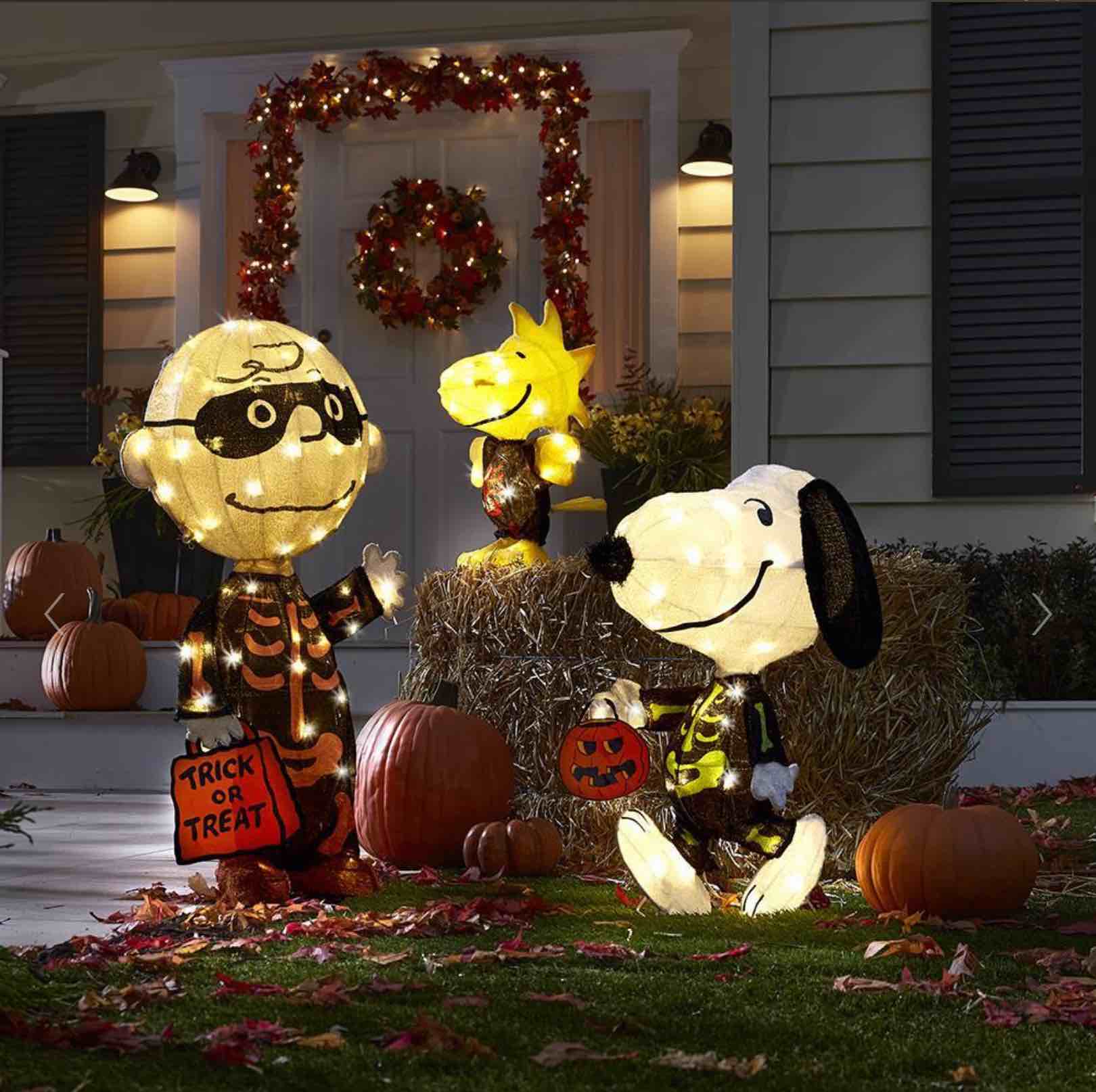 The Peanuts Trick Or Treating Trio