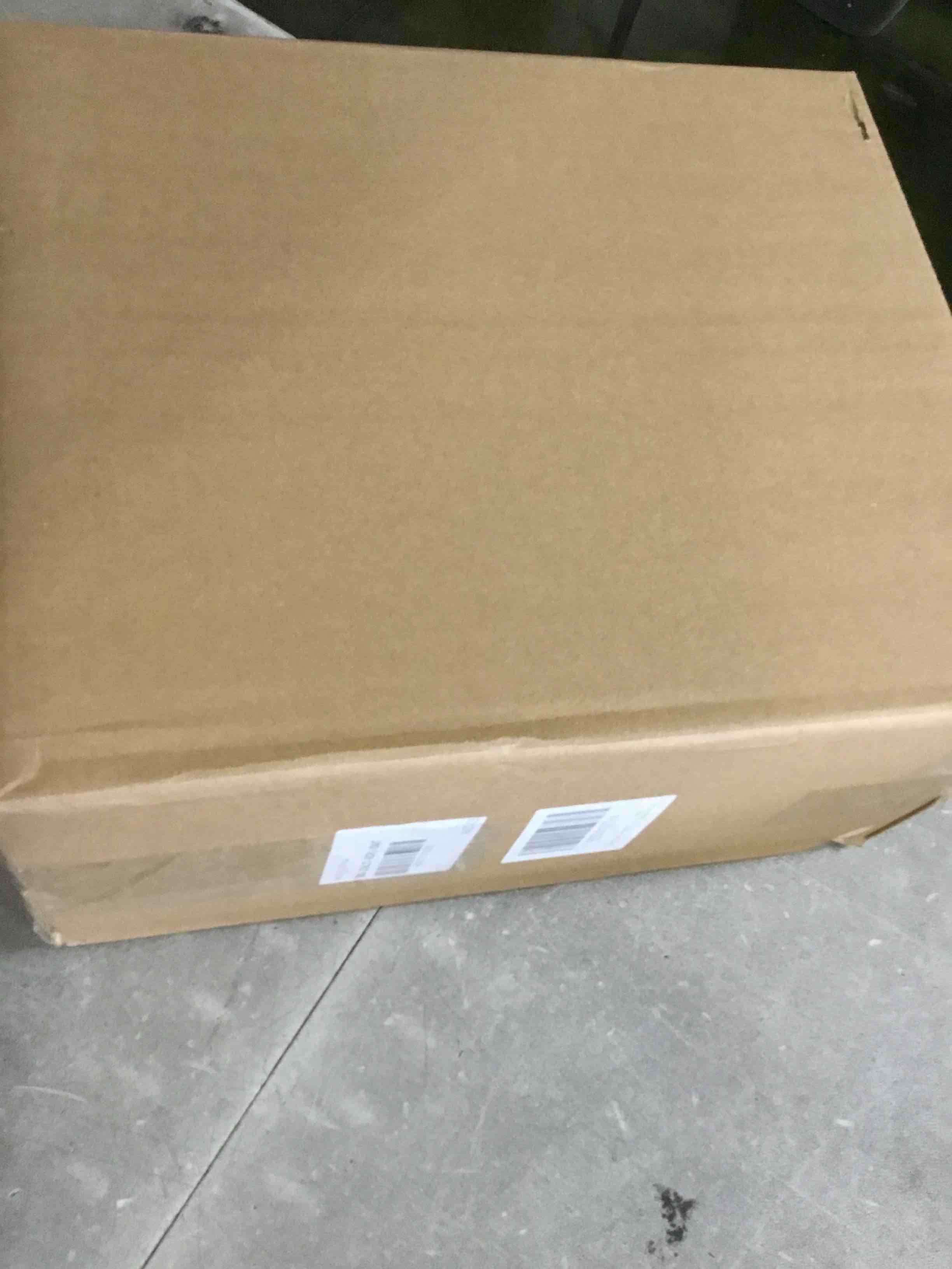 https://s3.amazonaws.com/lotting-images-prod/bidfta/PNK2149026_1739477616766.jpeg