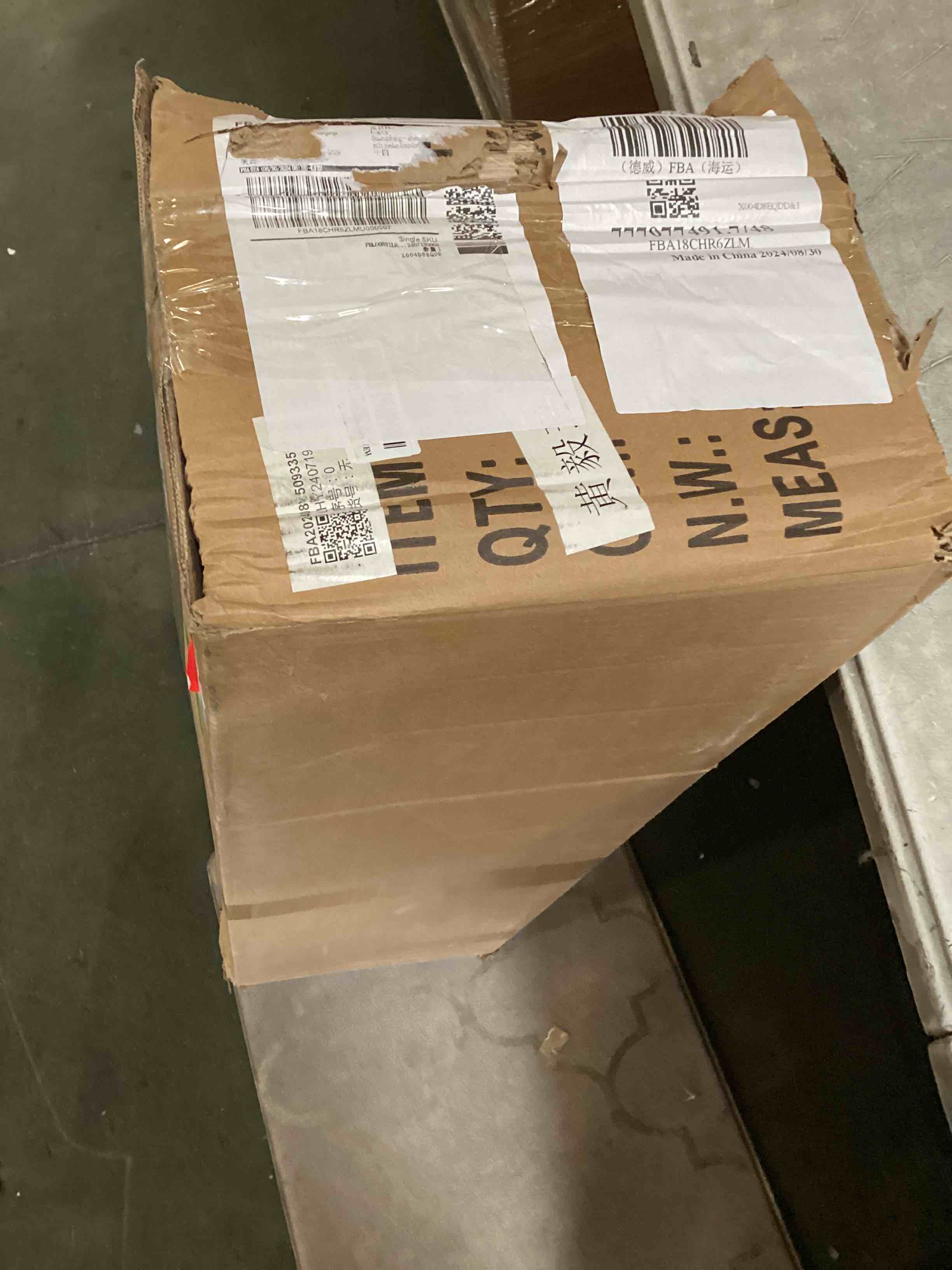 https://s3.amazonaws.com/lotting-images-prod/bidfta/PNK2149963_1739907429478.jpeg