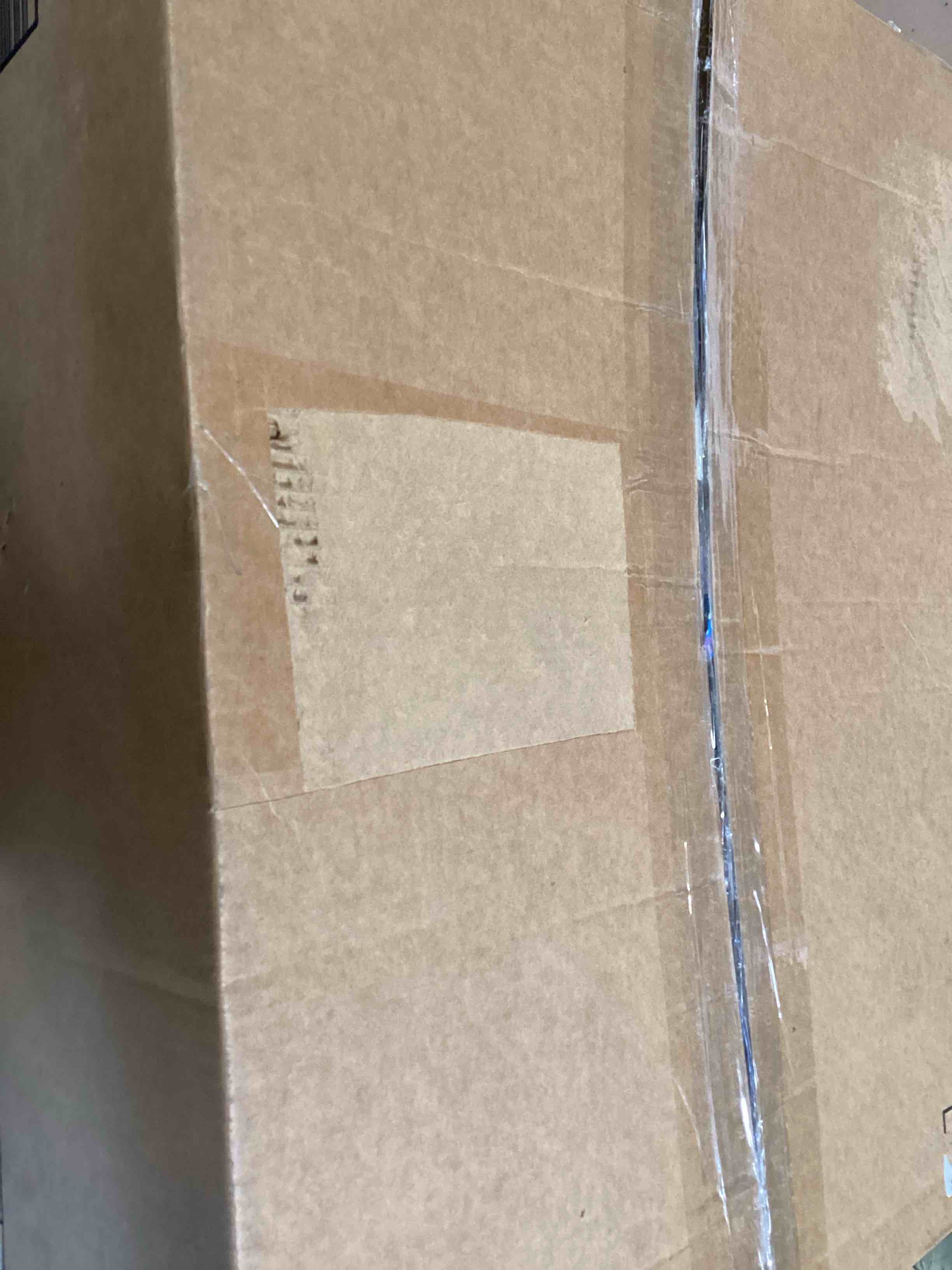 https://s3.amazonaws.com/lotting-images-prod/bidfta/PNK2151243_1740764325425.jpeg