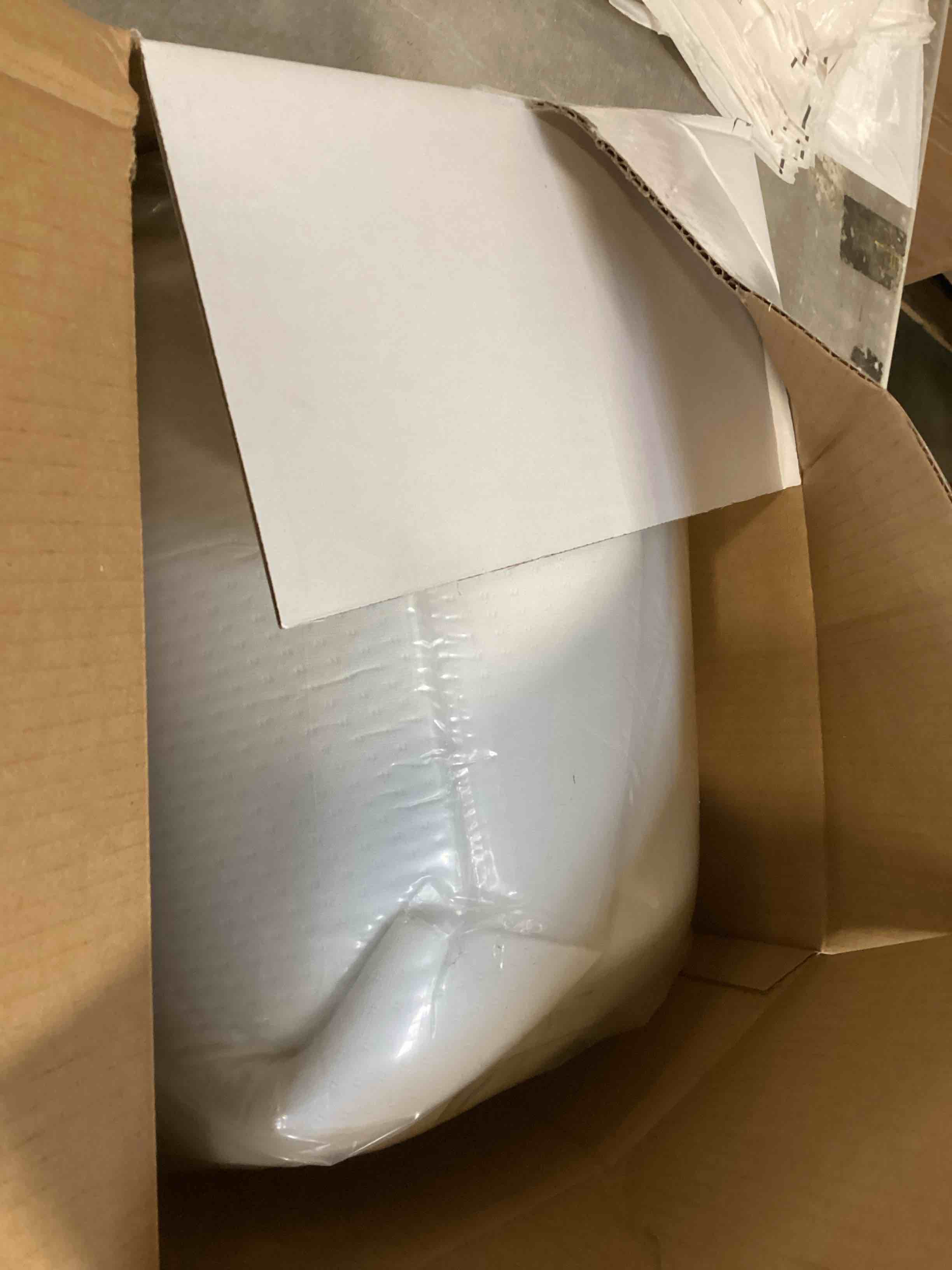 https://s3.amazonaws.com/lotting-images-prod/bidfta/PNK2151803_1741180343362.jpeg