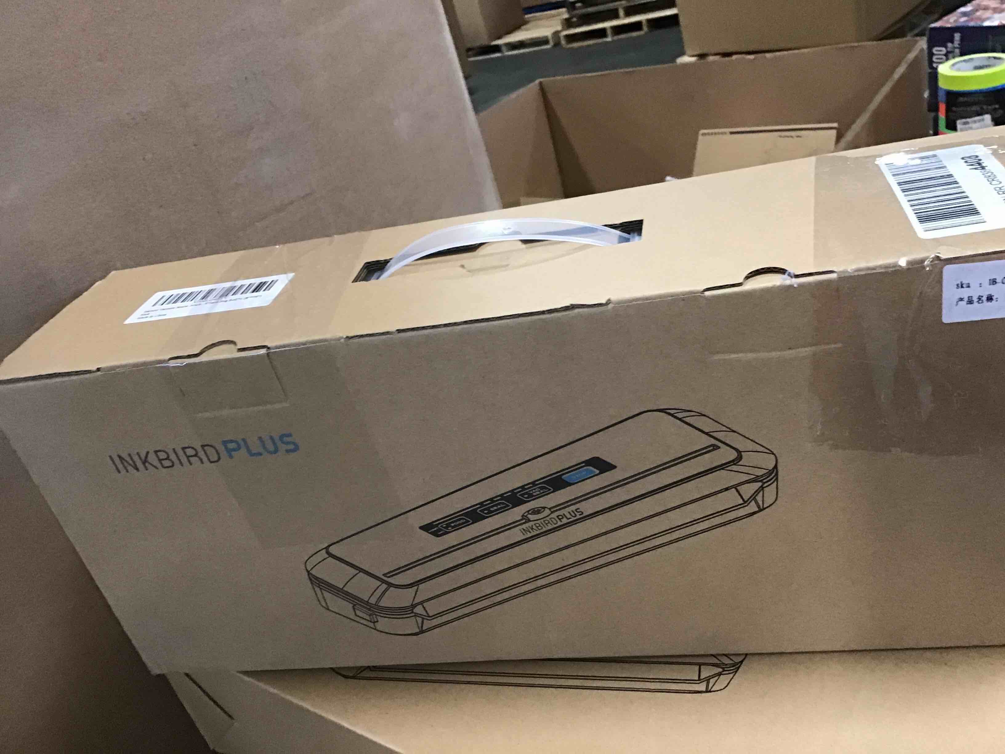 https://s3.amazonaws.com/lotting-images-prod/bidfta/PNK2152175_1735651023720.jpeg