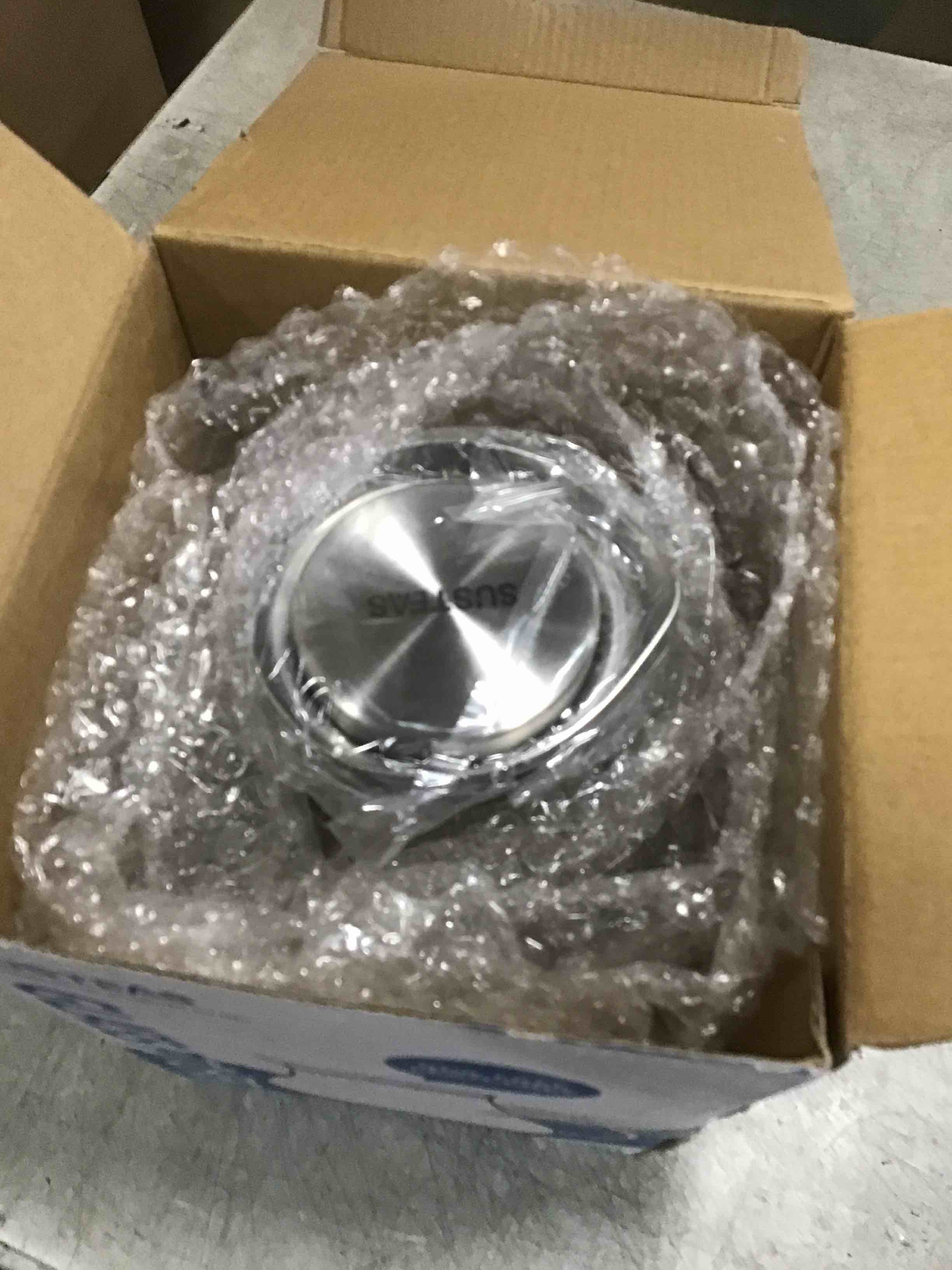 https://s3.amazonaws.com/lotting-images-prod/bidfta/PNK2152234_1735655820866.jpeg