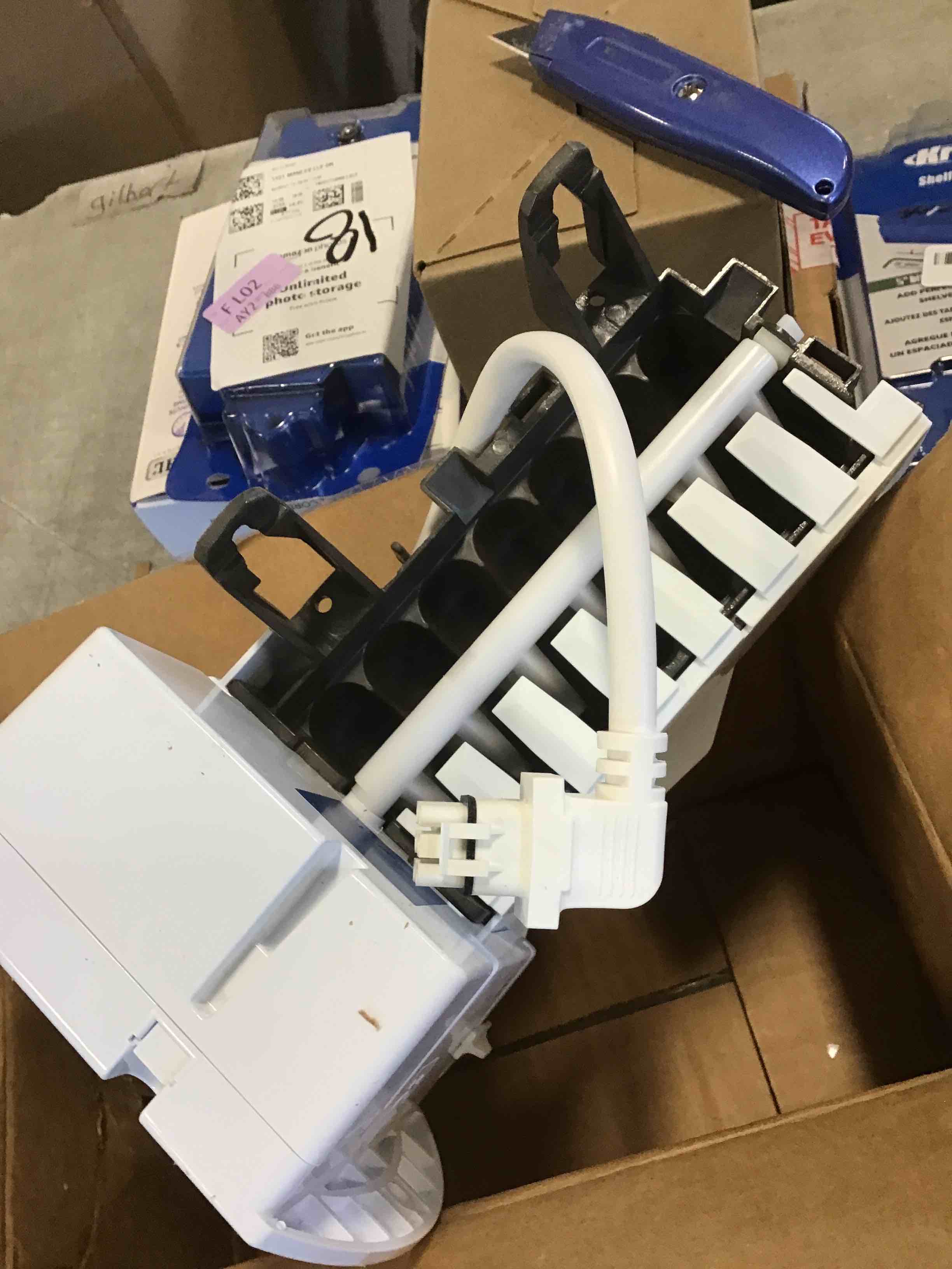https://s3.amazonaws.com/lotting-images-prod/bidfta/PNK2153197_1736453146919.jpeg