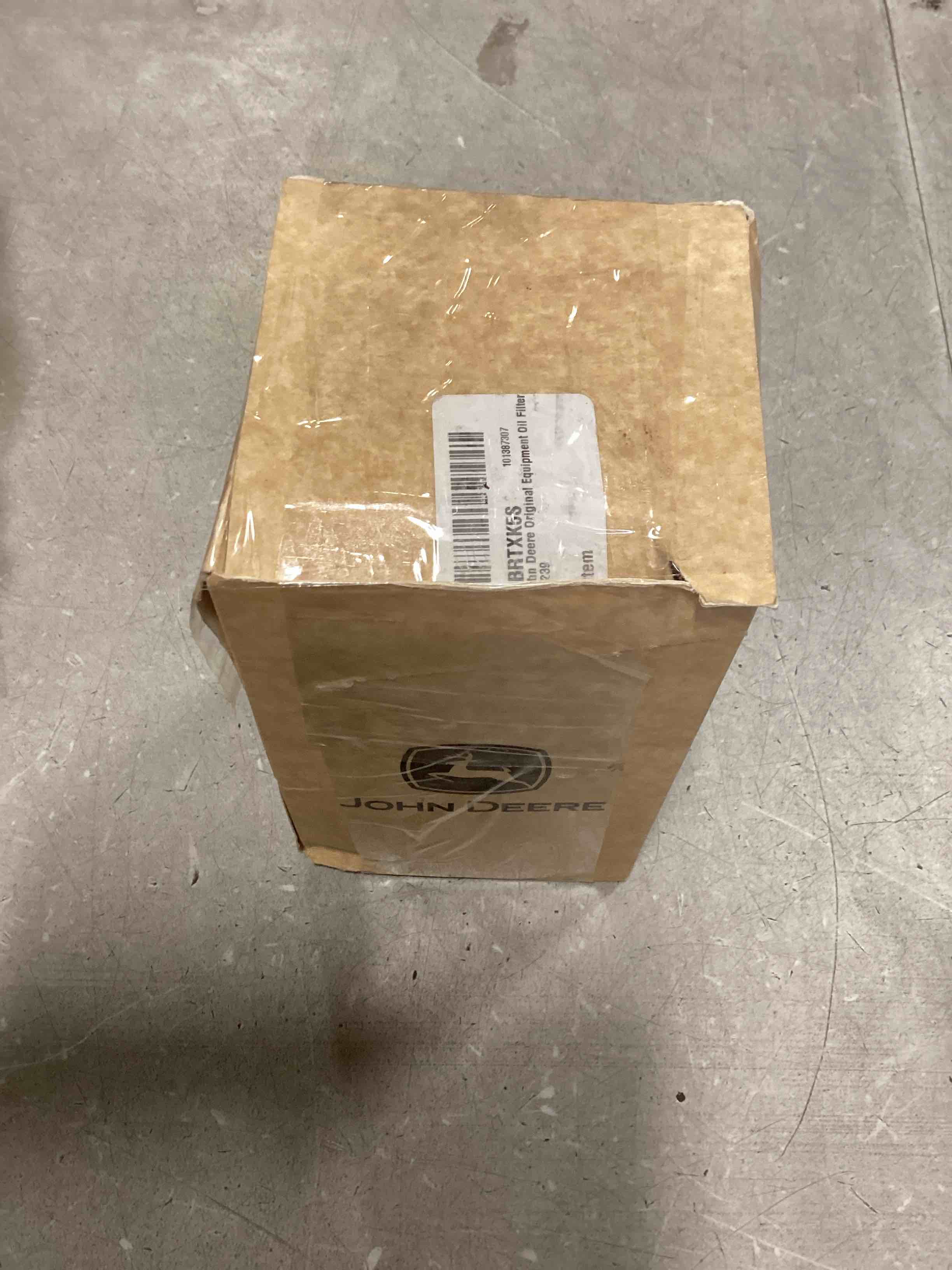 https://s3.amazonaws.com/lotting-images-prod/bidfta/PNK2155288_1736959513324.jpeg