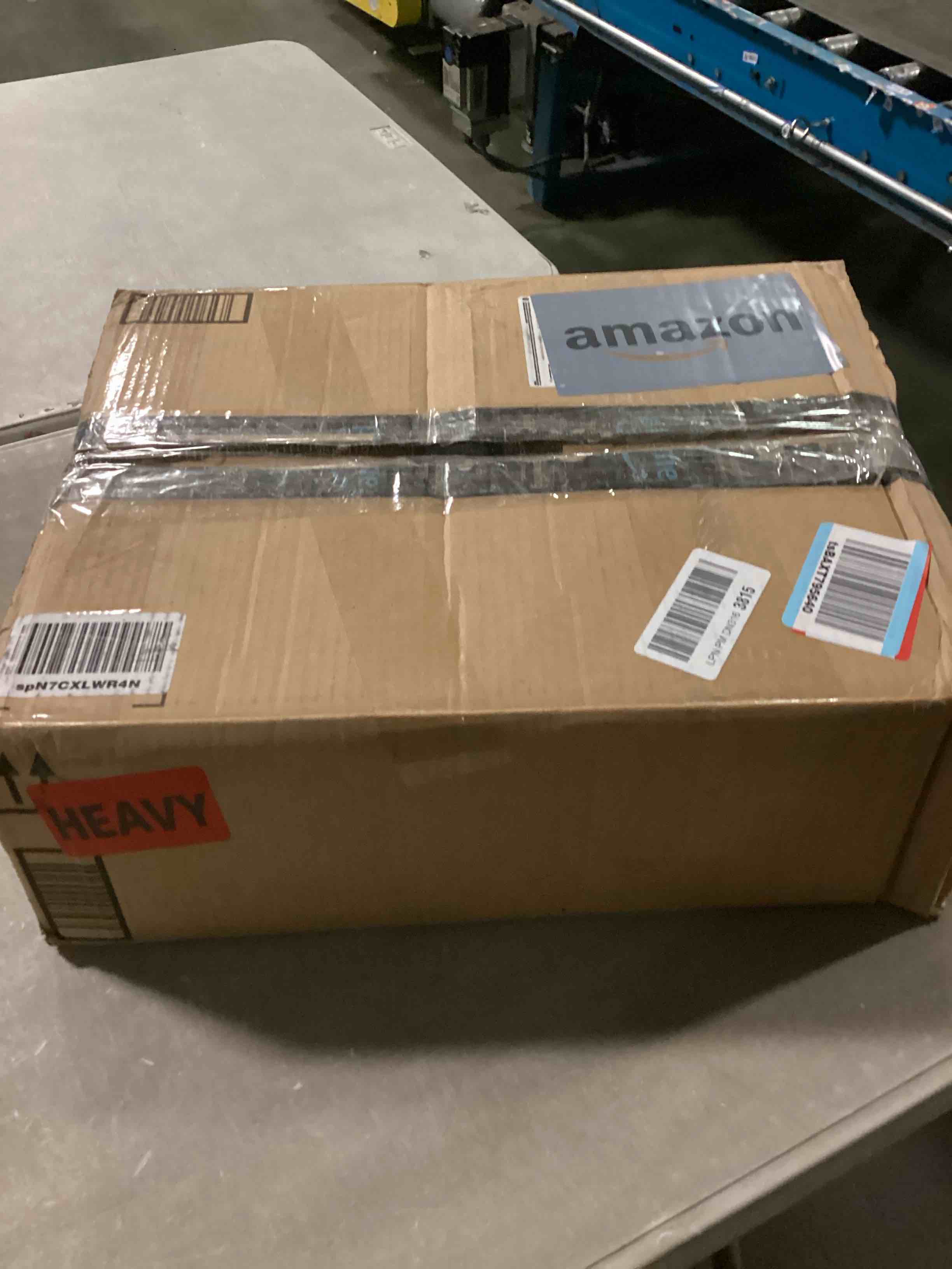 https://s3.amazonaws.com/lotting-images-prod/bidfta/PNK2155642_1737116032350.jpeg