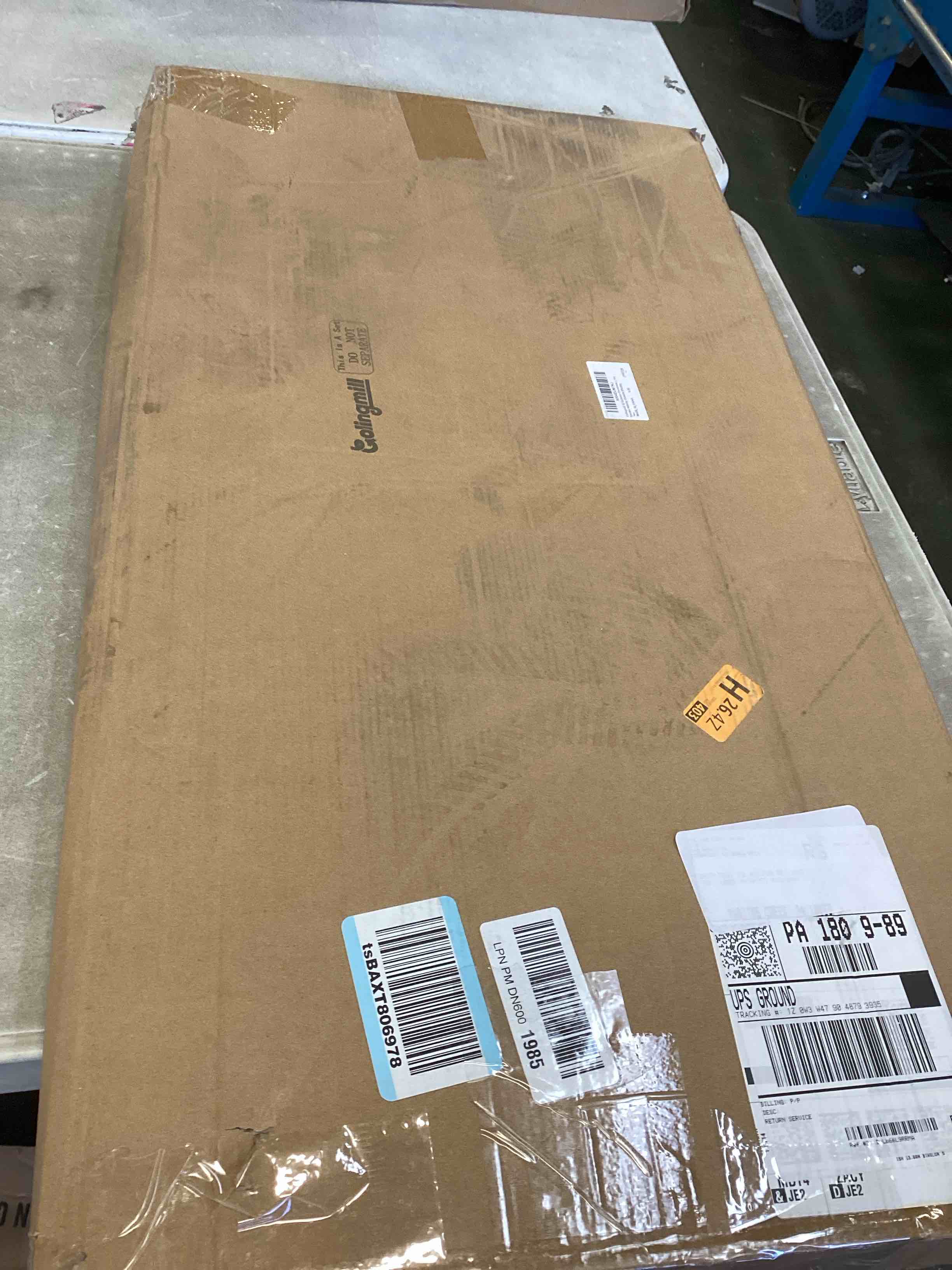 https://s3.amazonaws.com/lotting-images-prod/bidfta/PNK2156095_1737404845849.jpeg