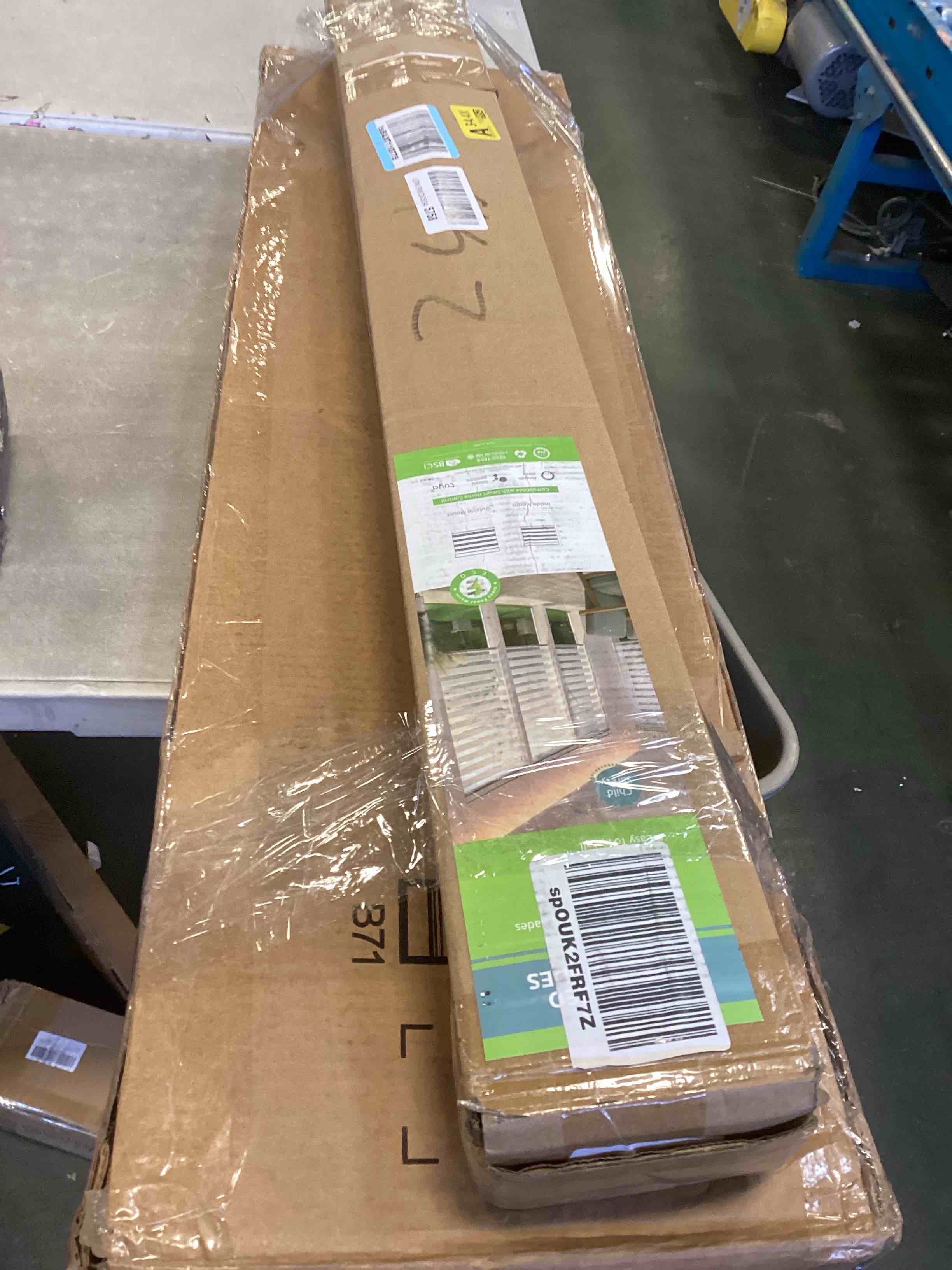 https://s3.amazonaws.com/lotting-images-prod/bidfta/PNK2156115_1737407174751.jpeg