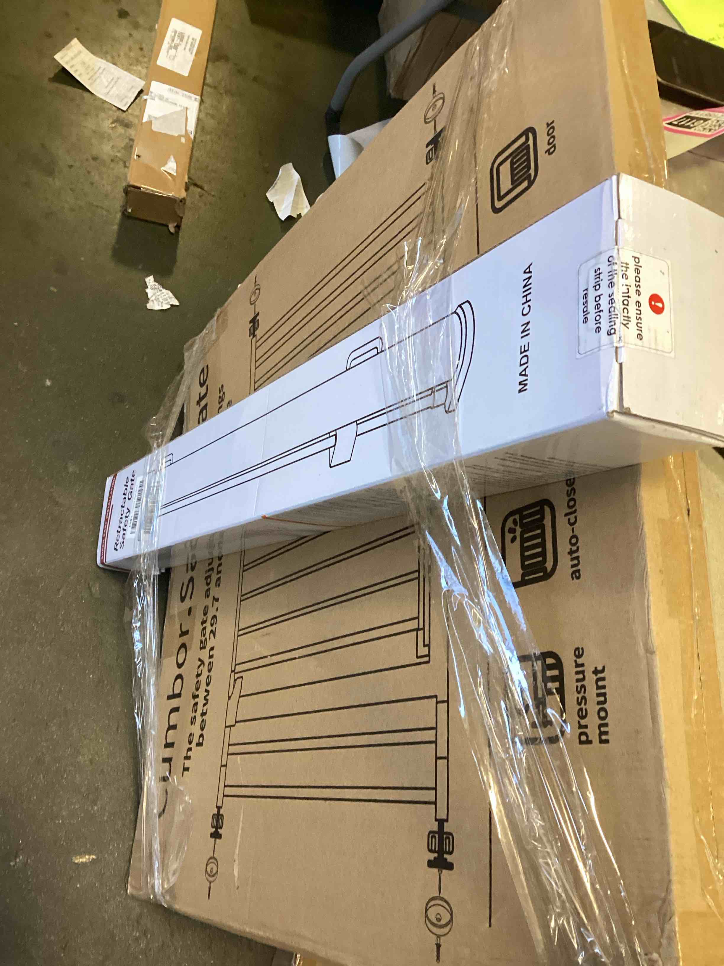 https://s3.amazonaws.com/lotting-images-prod/bidfta/PNK2156117_1737407375150.jpeg