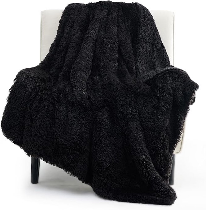 Bedsure Fluffy Black Throw Blanket Gifts for Women, Men, Soft Fleece Cozy Fuzzy Sherpa Plush Warm Minky Thick Faux Fur Throws for Couch, Bed, Black Decor Valentines Blanket Gifts for Her Him, 50x60