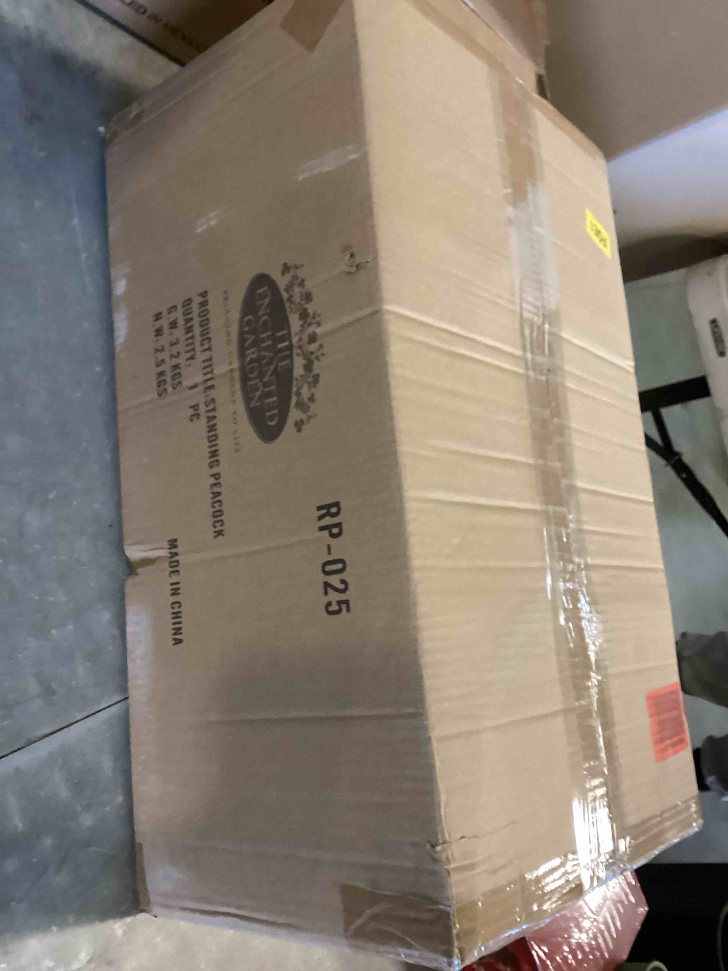 https://s3.amazonaws.com/lotting-images-prod/bidfta/PNK2157020_1737995870778.jpeg
