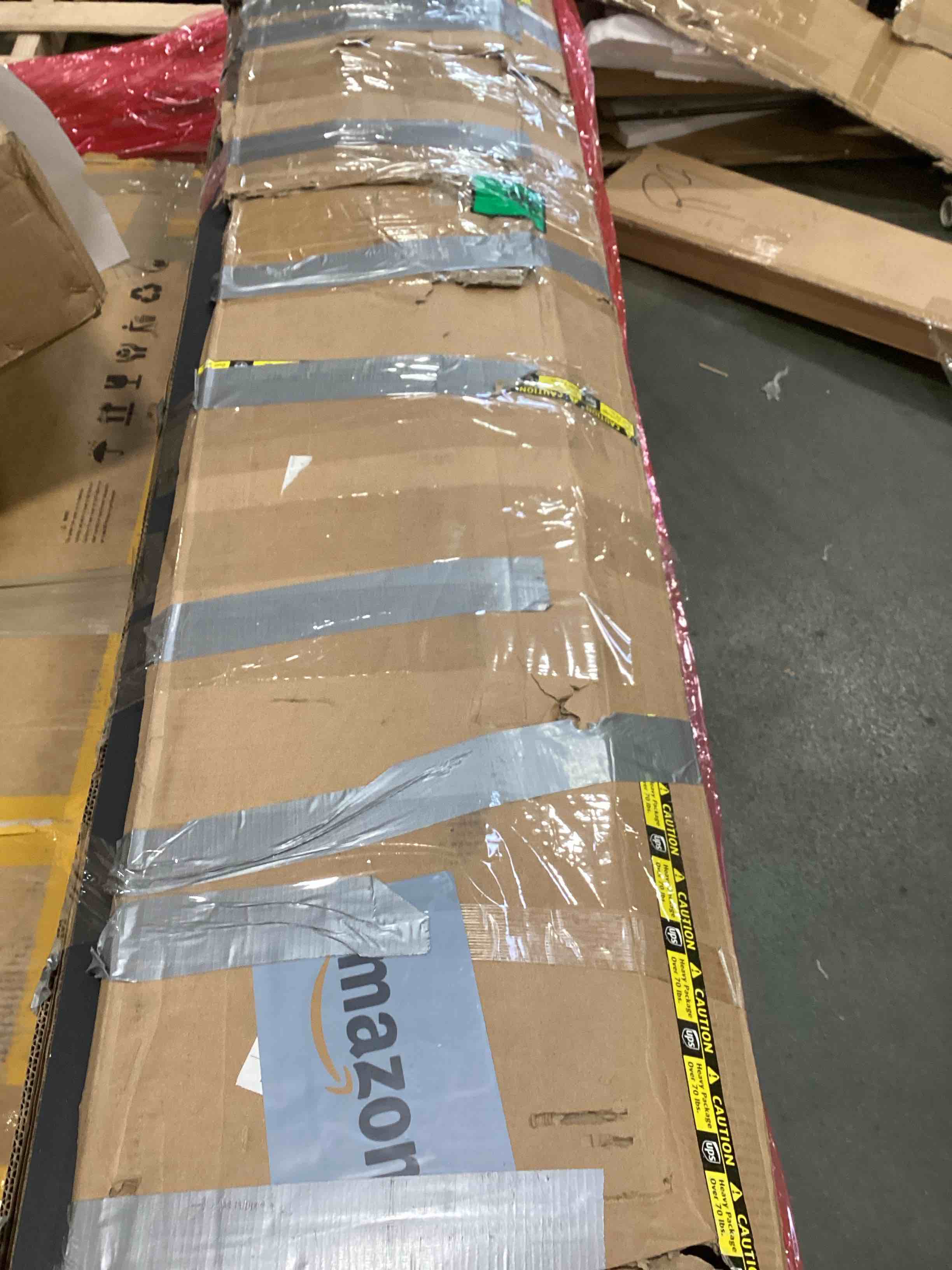https://s3.amazonaws.com/lotting-images-prod/bidfta/PNK2157618_1738245563142.jpeg