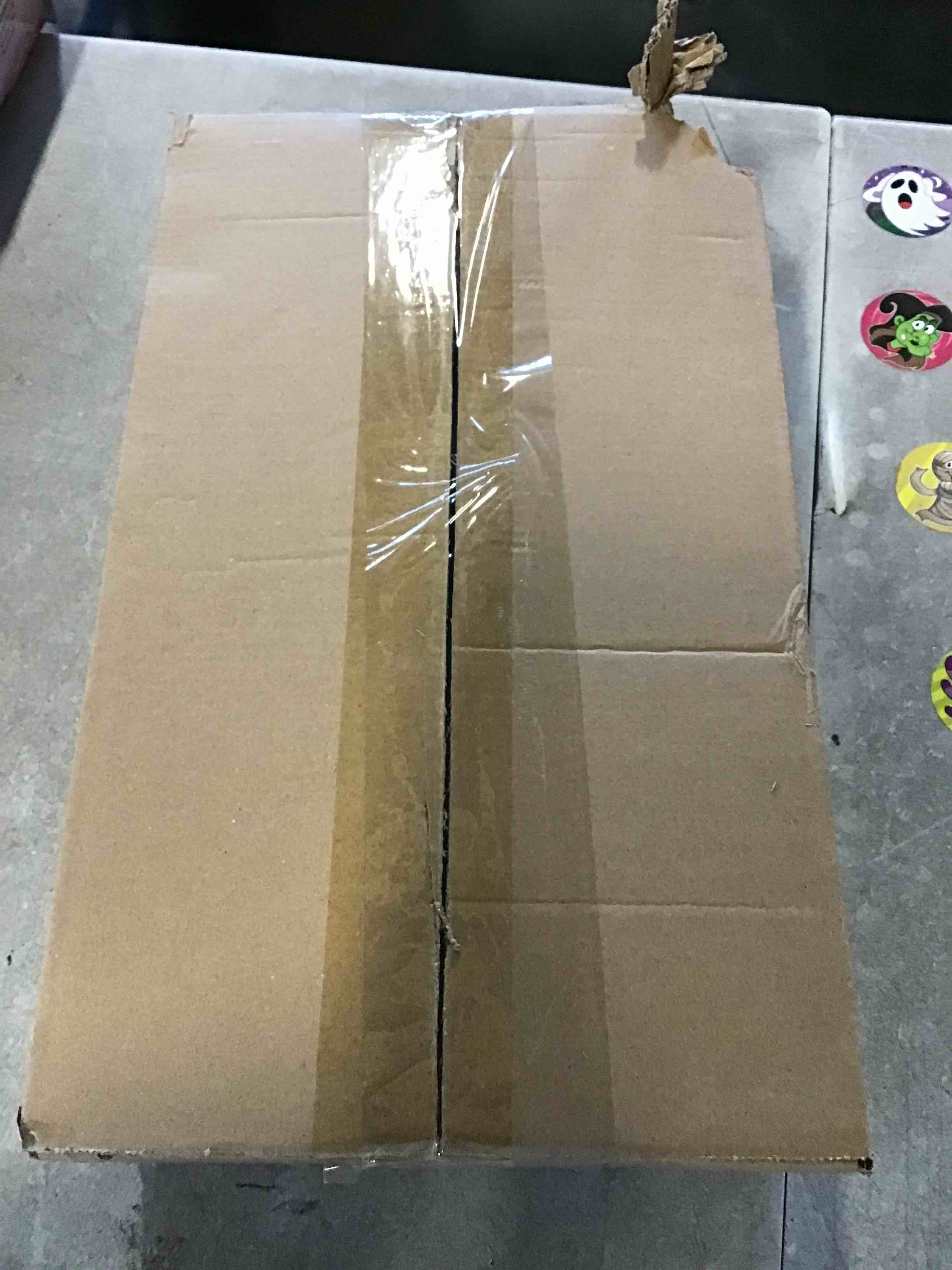 https://s3.amazonaws.com/lotting-images-prod/bidfta/PNK2158081_1735843729412.jpeg
