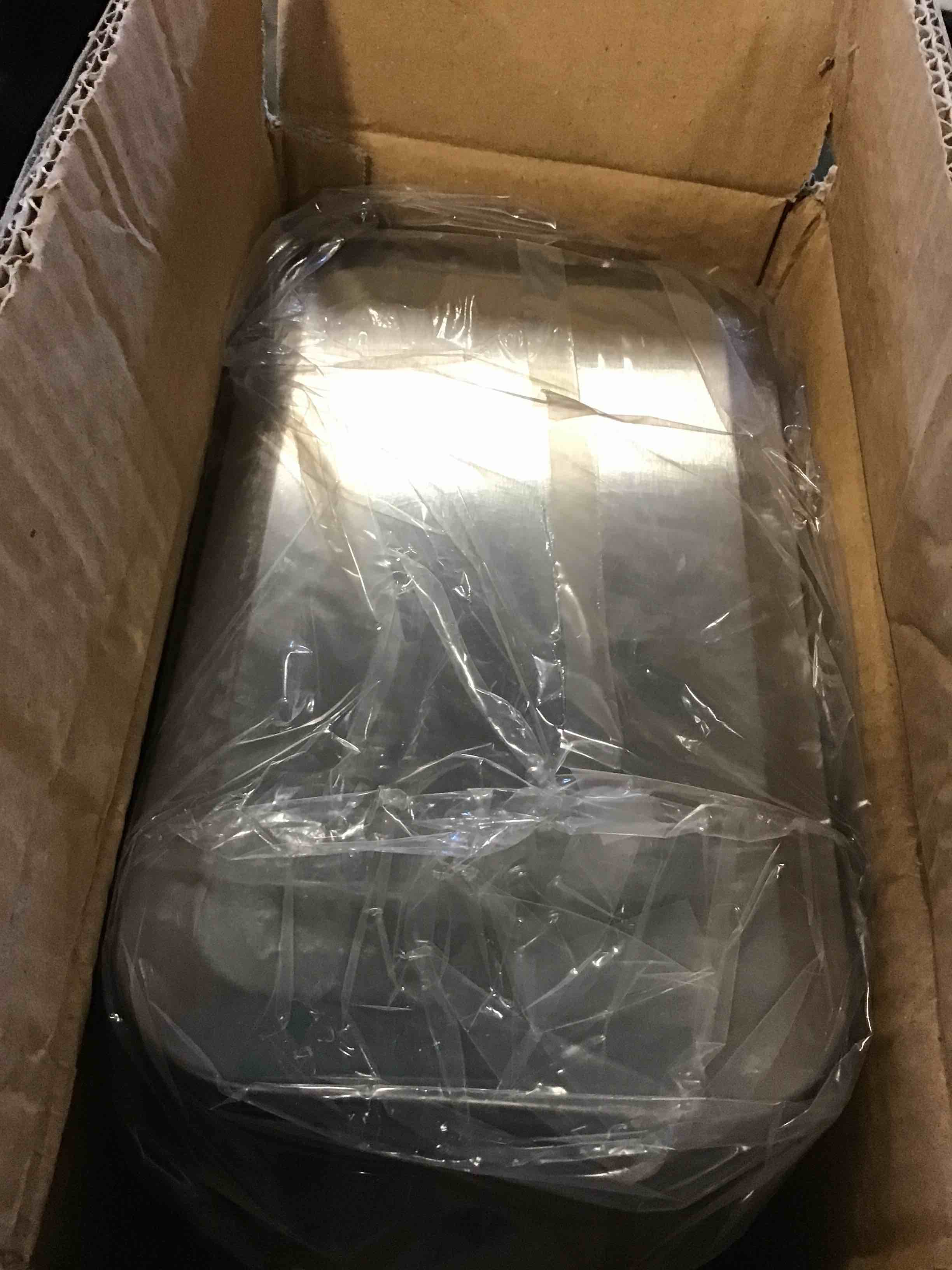 https://s3.amazonaws.com/lotting-images-prod/bidfta/PNK2158108_1735847278254.jpeg